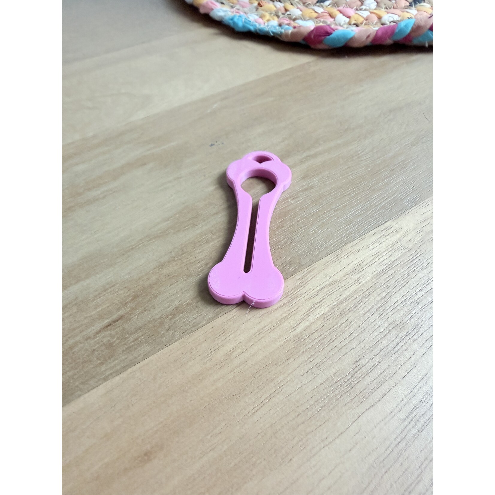 Hondenpoepzakklem – handig clipje voor gebruikte zakjes (match met leiband)