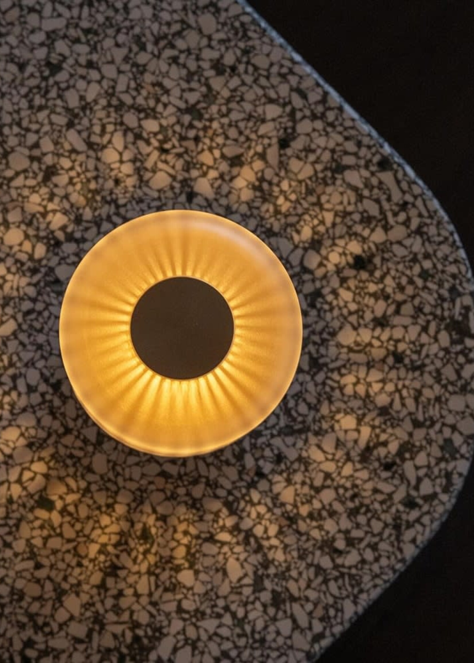 Humble Humble | Firefly | Lamp |  Bronze | Frosted
