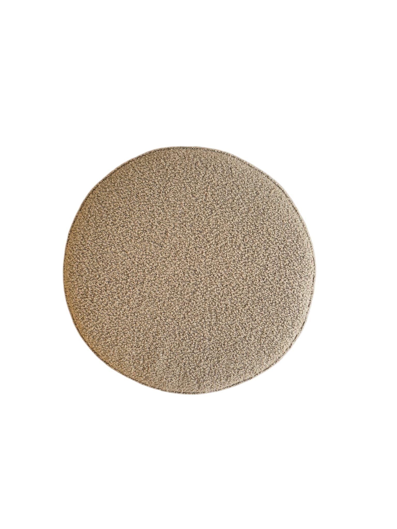 Studioknap Luxe ronde poef in beige met verfijnde stoffering en warme uitstraling | Studioknap