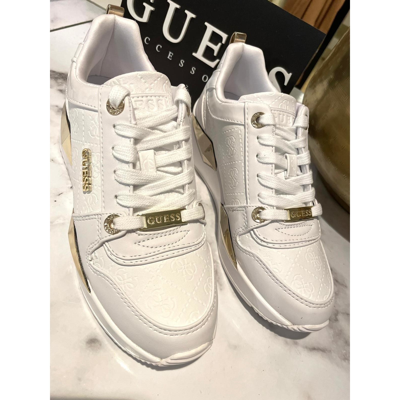 Guess Sneakers Tallyn White Guess  188