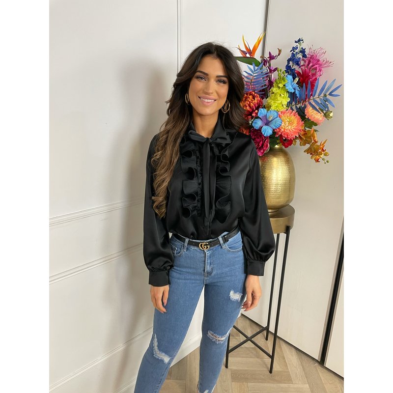 Blouse Satijn Ruffle Black (WEB ONLY)