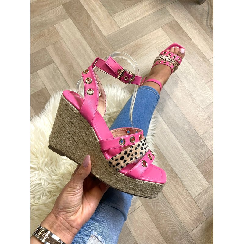 Wedges Deluxe Pink L1359 (web only)