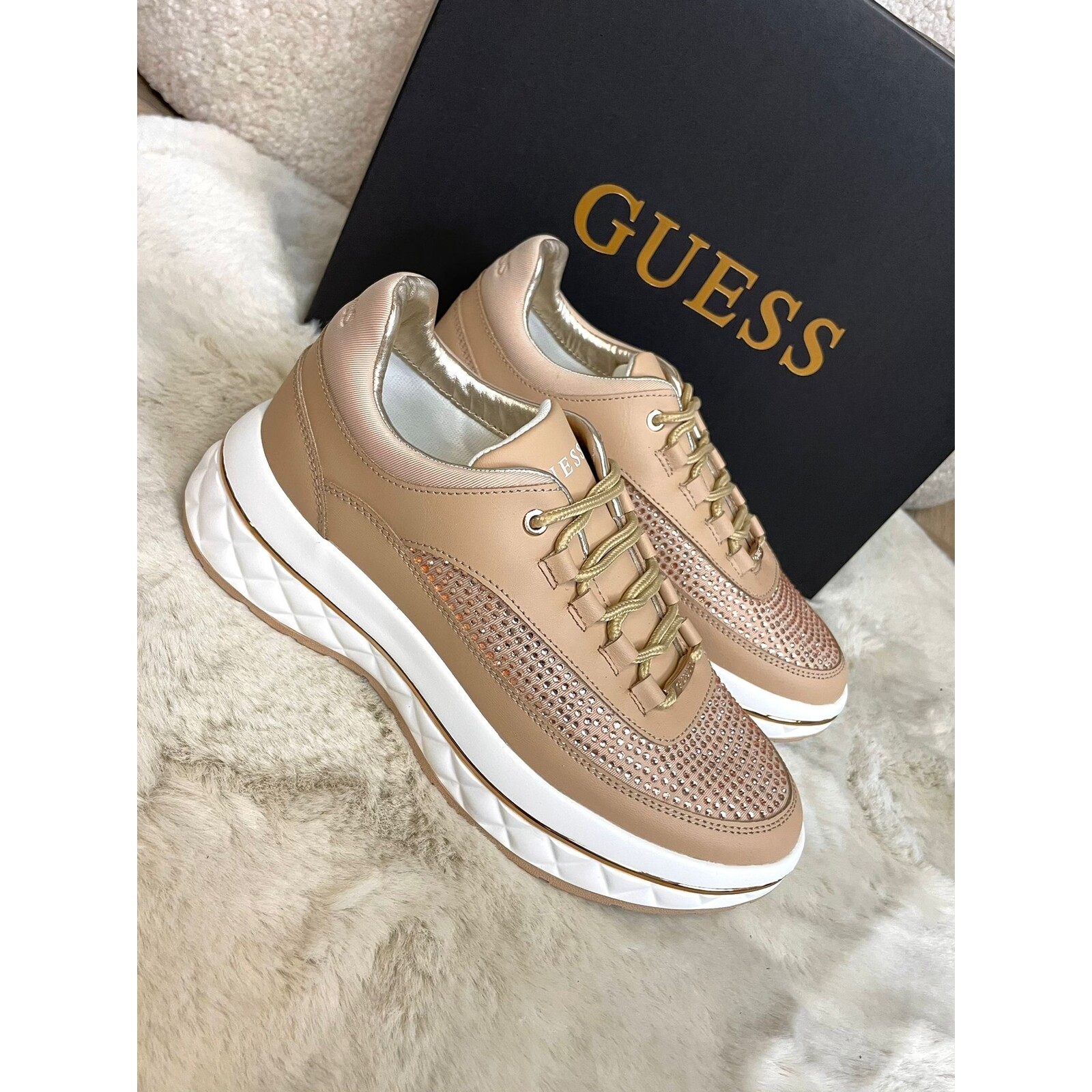 Guess Sneaker  Sophia Strass Beige Guess  650