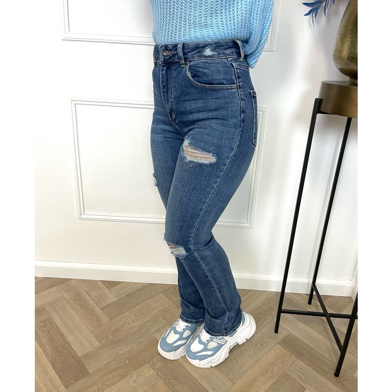 Straight Leg Stretch Jeans Ripped C15200