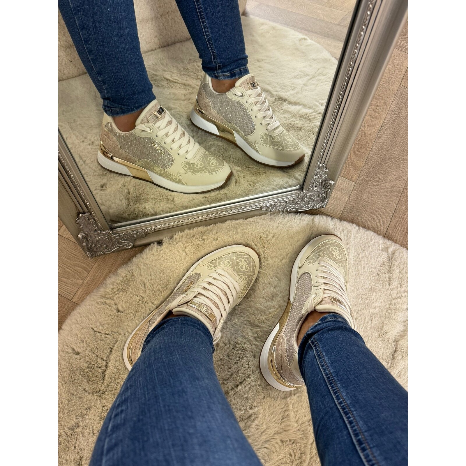 Guess Sneakers Glitter with logo"s  Cream Guess  806