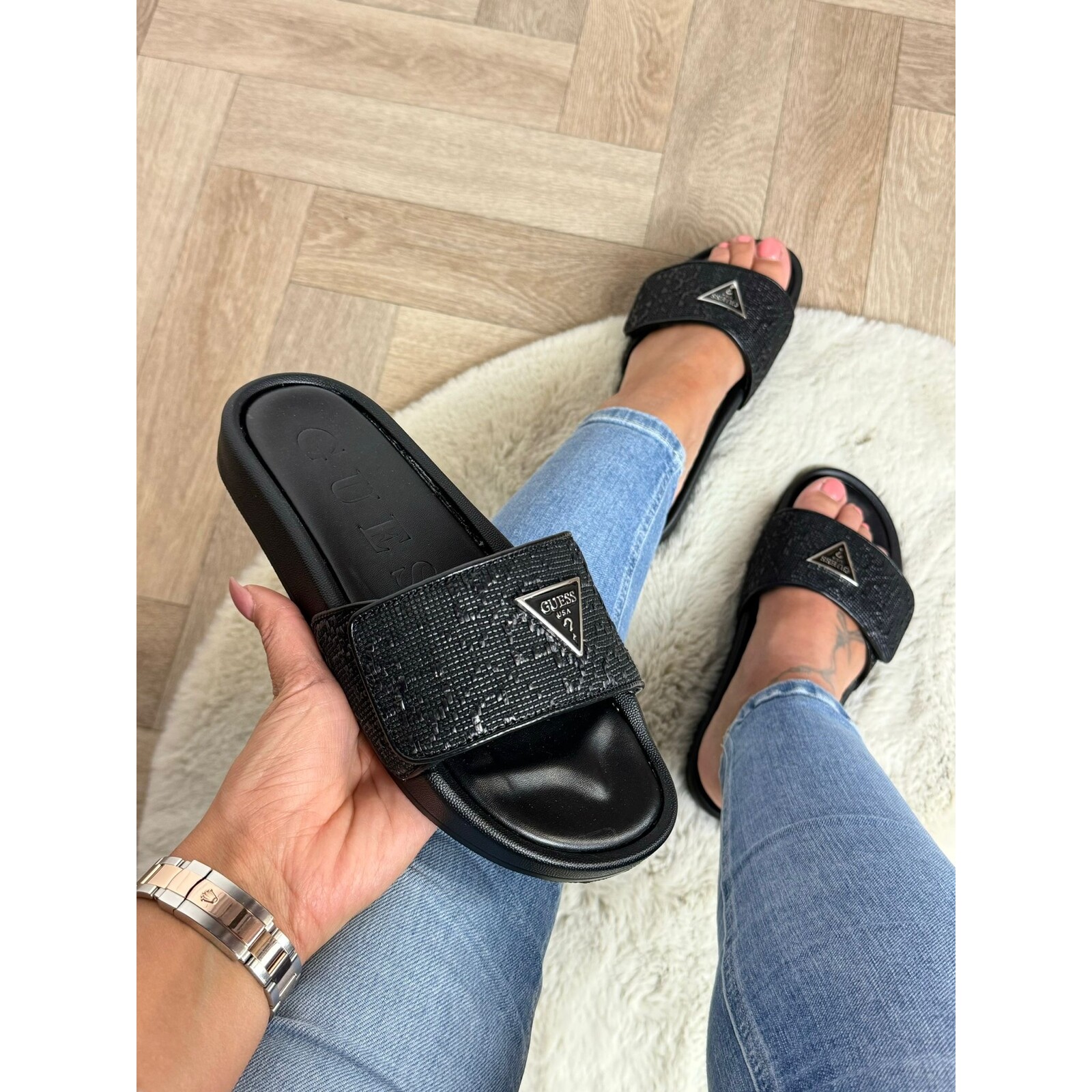 Guess Badslipper Logo Black  Guess 843