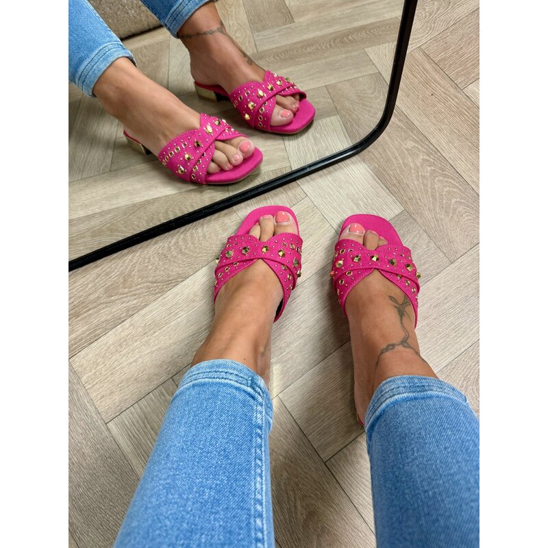 Slippers Studs  Fuchsia  J1911 (WEB ONLY)