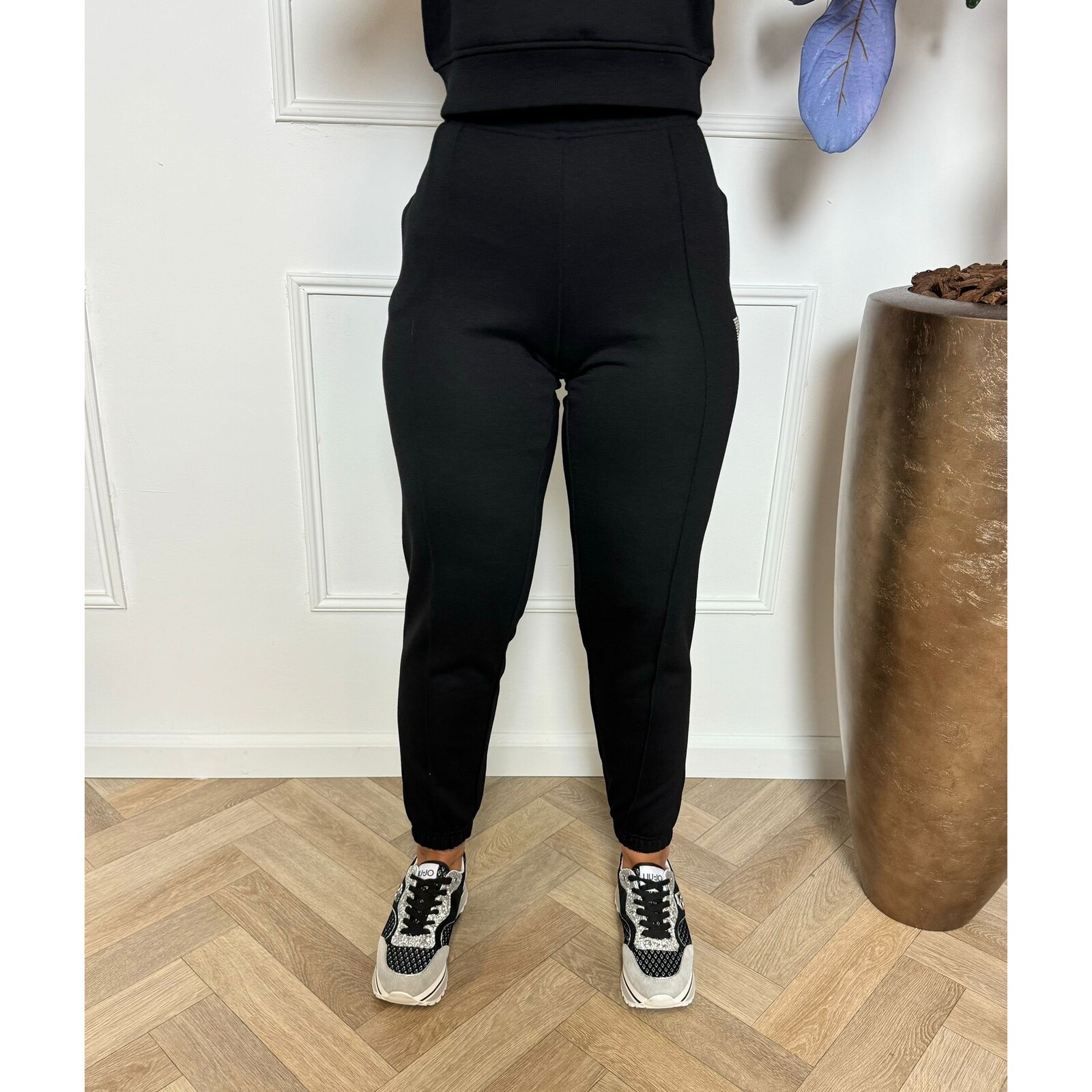 Guess Joggings Pants Skylar Black Guess 850