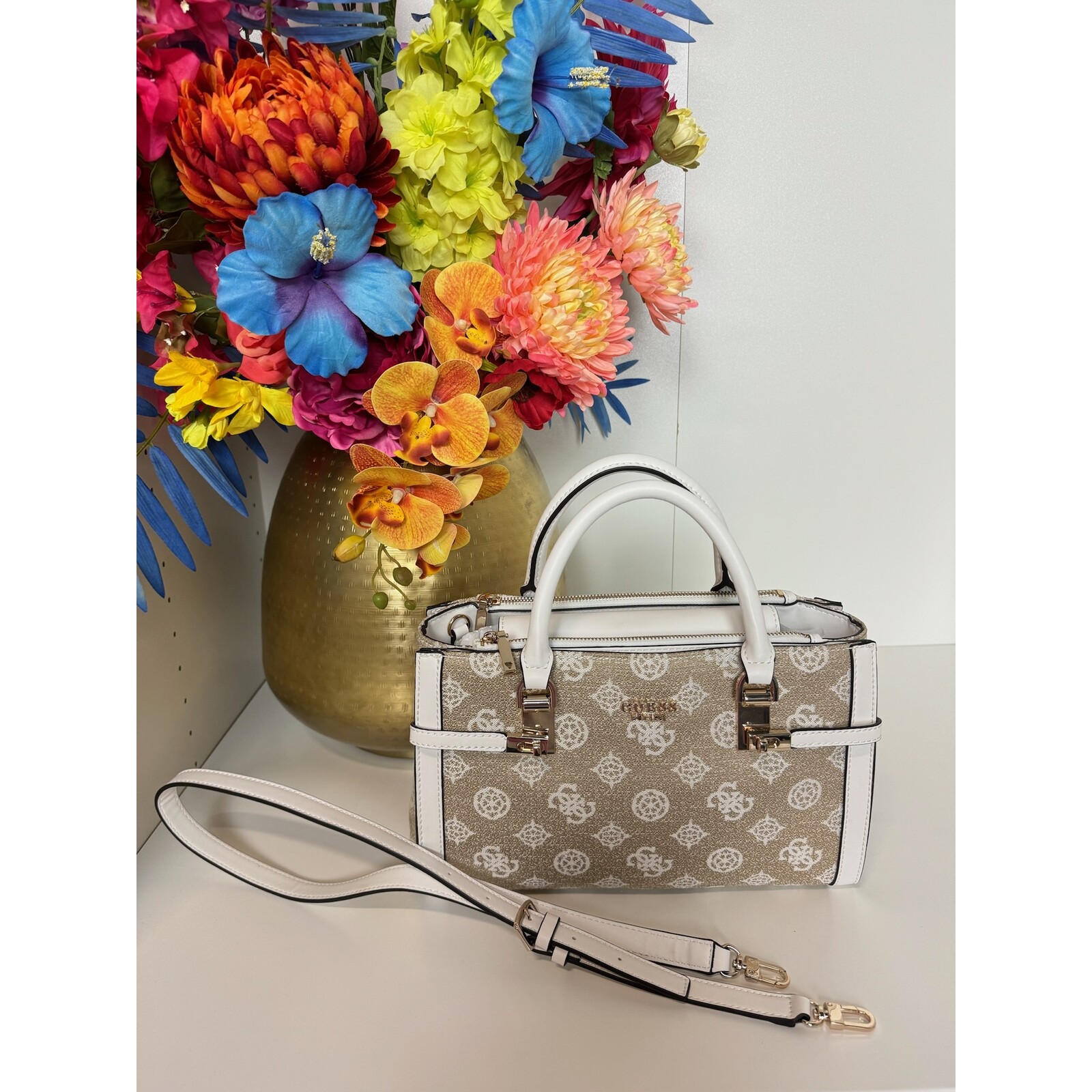 Guess Bag Loralee White Logo Big Guess 882