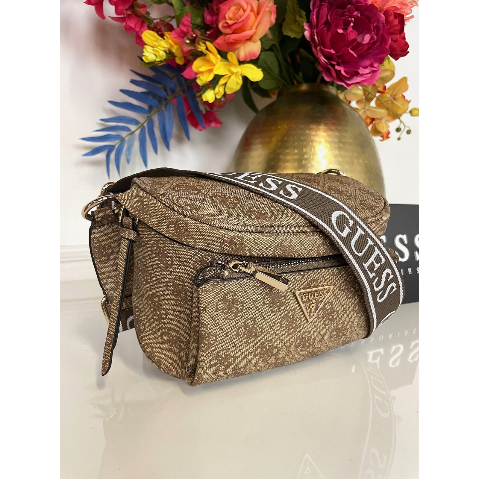 Guess BumBag  Power Play Mini  Latte Logo Guess 925