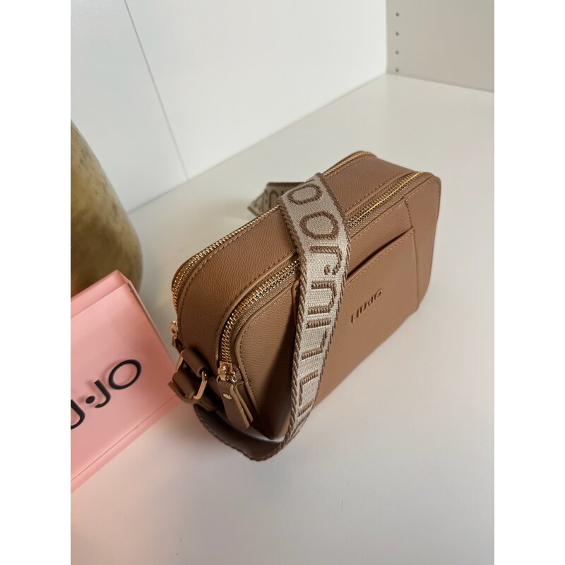 Camera Bag Nevet Almond Liu Jo 1471