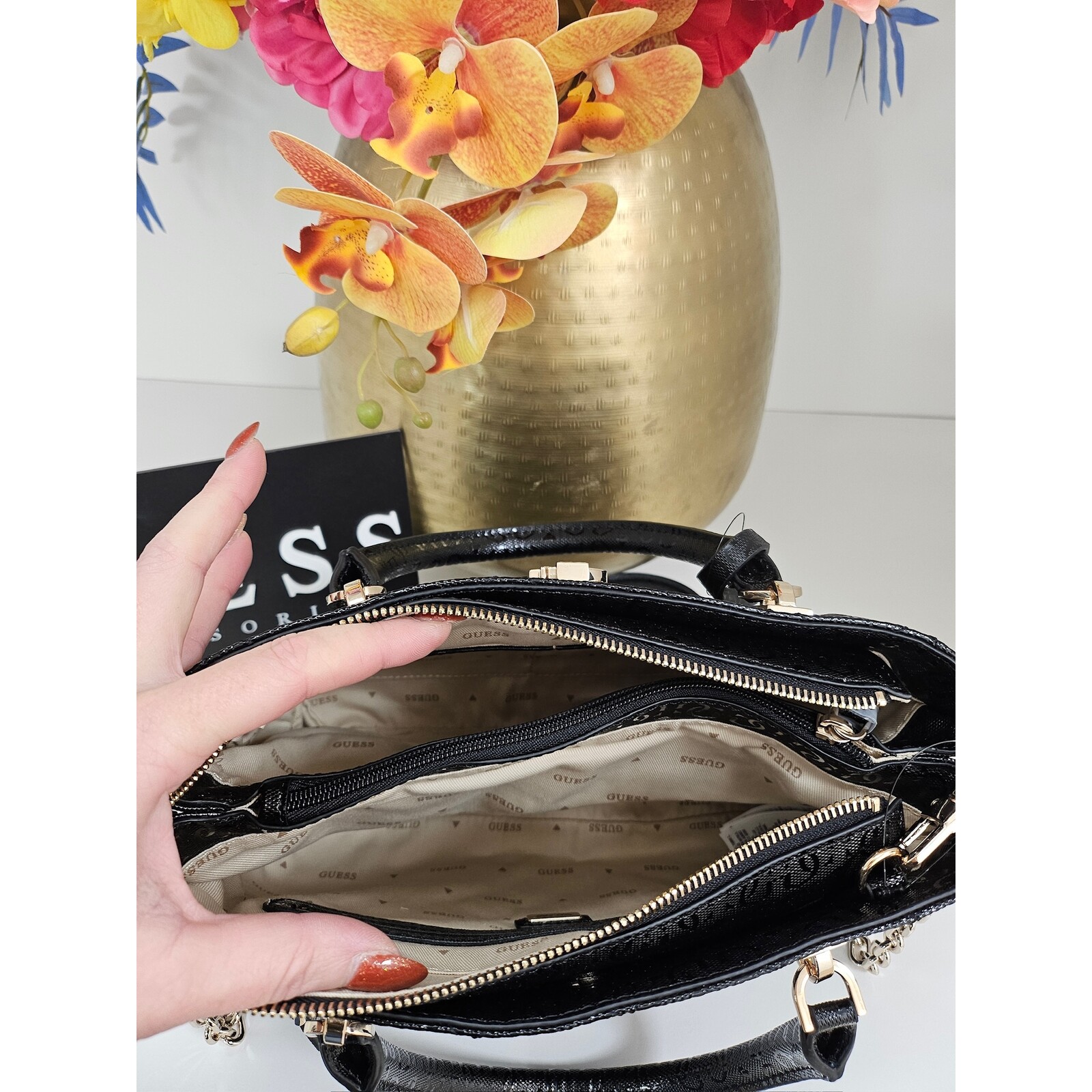 Guess Big Bag Bessey Black Guess 302 Guess