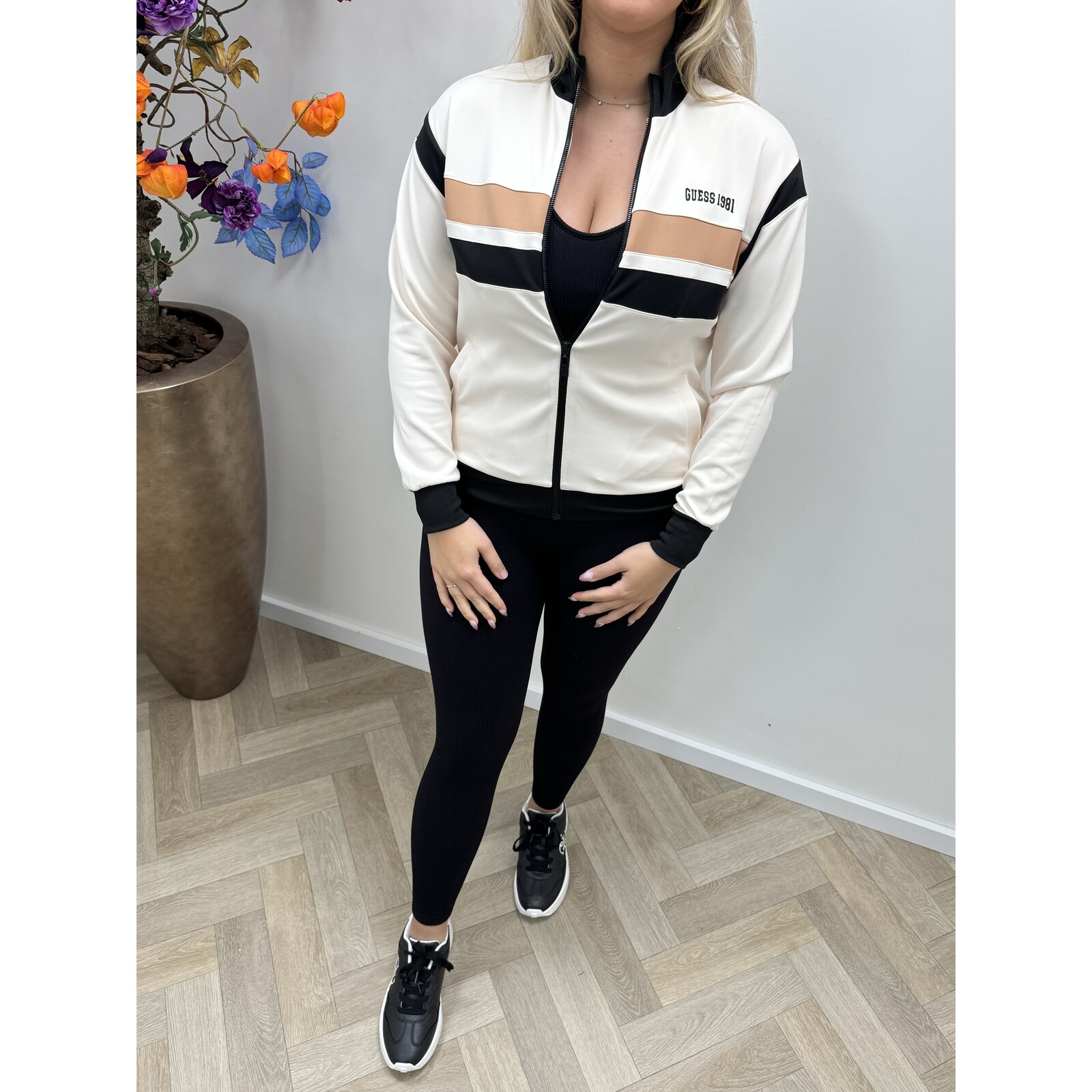 Guess Jacket Suzanne Zip Guess 364
