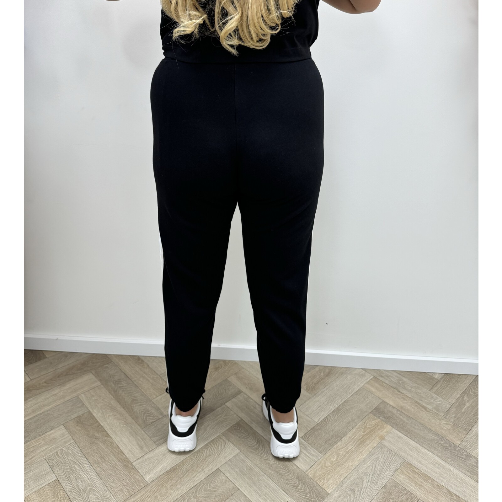Guess Jogger Pants Yarrow Black Guess 385