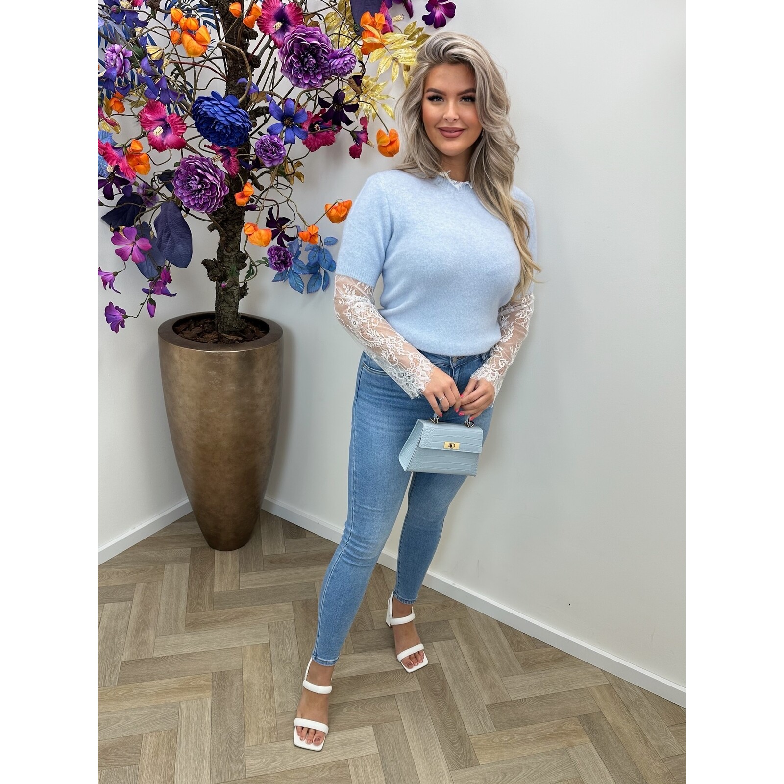 Trui Briana With Lace Light Blue YP1699