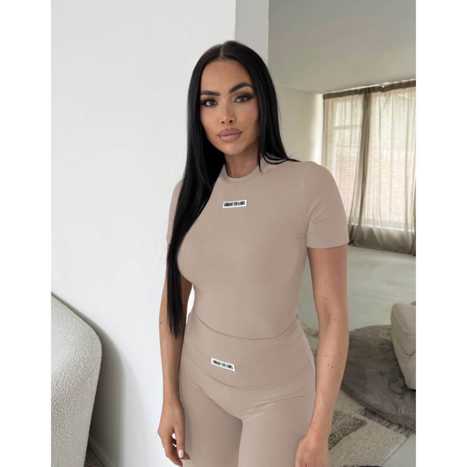Unique The Label Top Nena short sleeve mocha