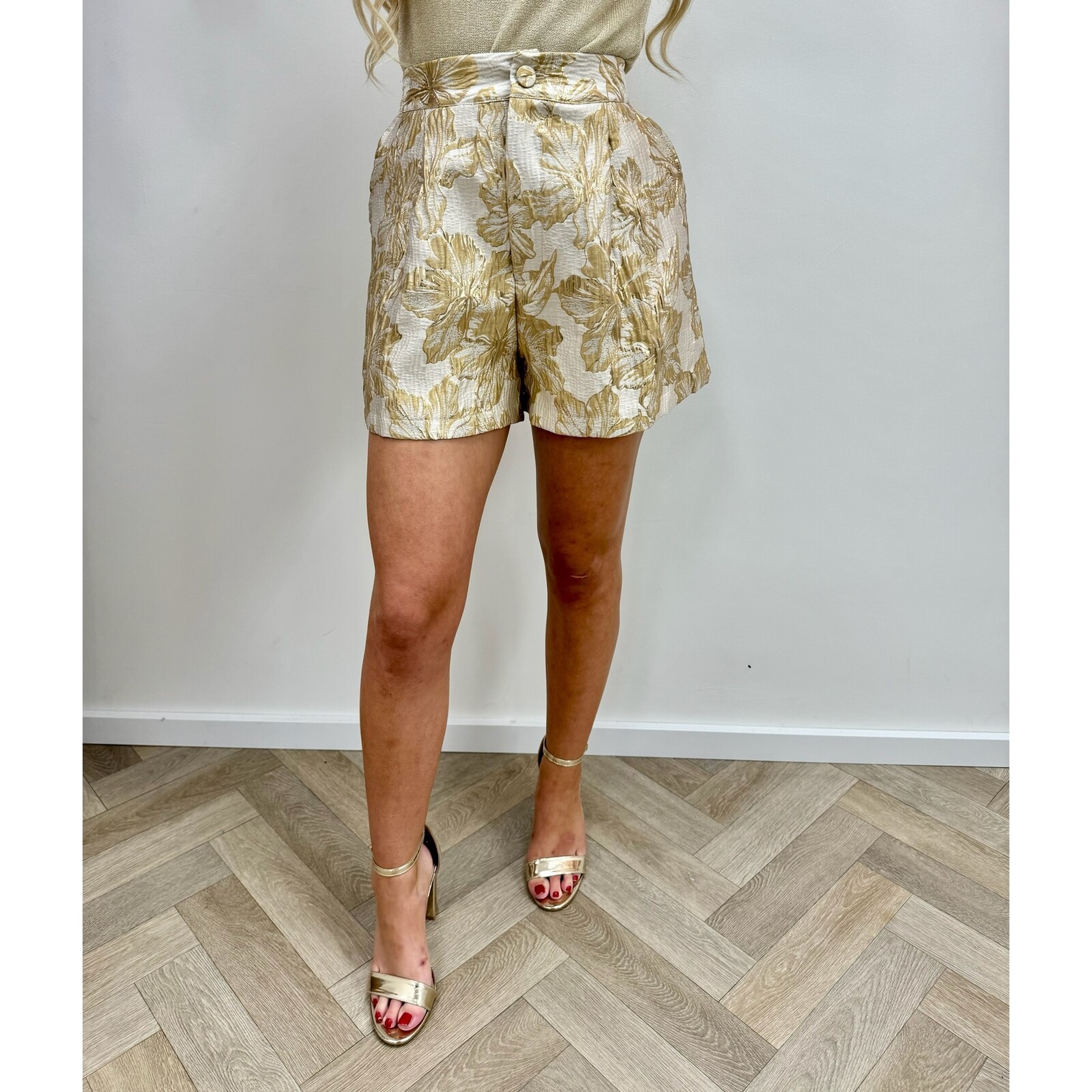 Short Glamour Flower Gold CY4853B