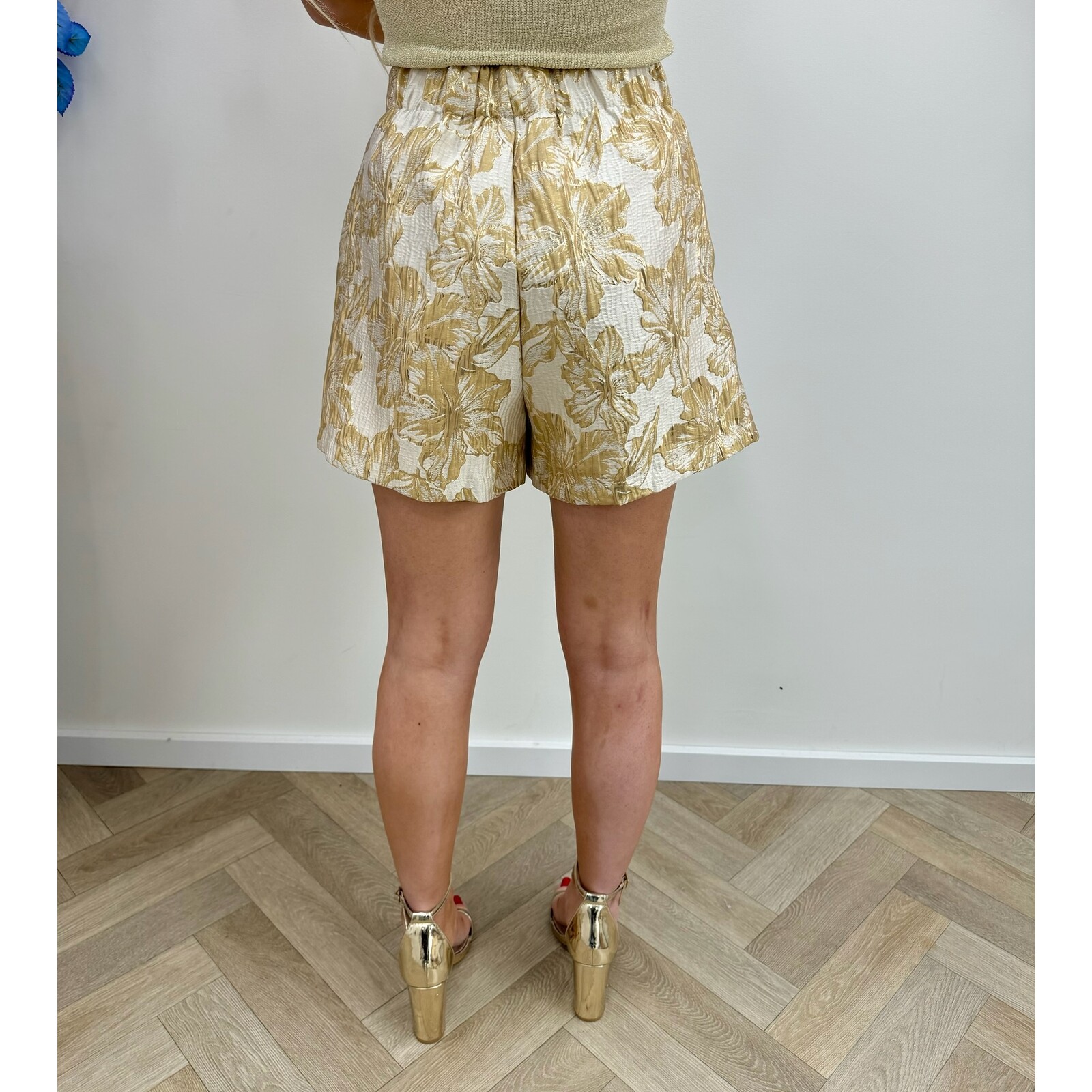 Short Glamour Flower Gold CY4853B