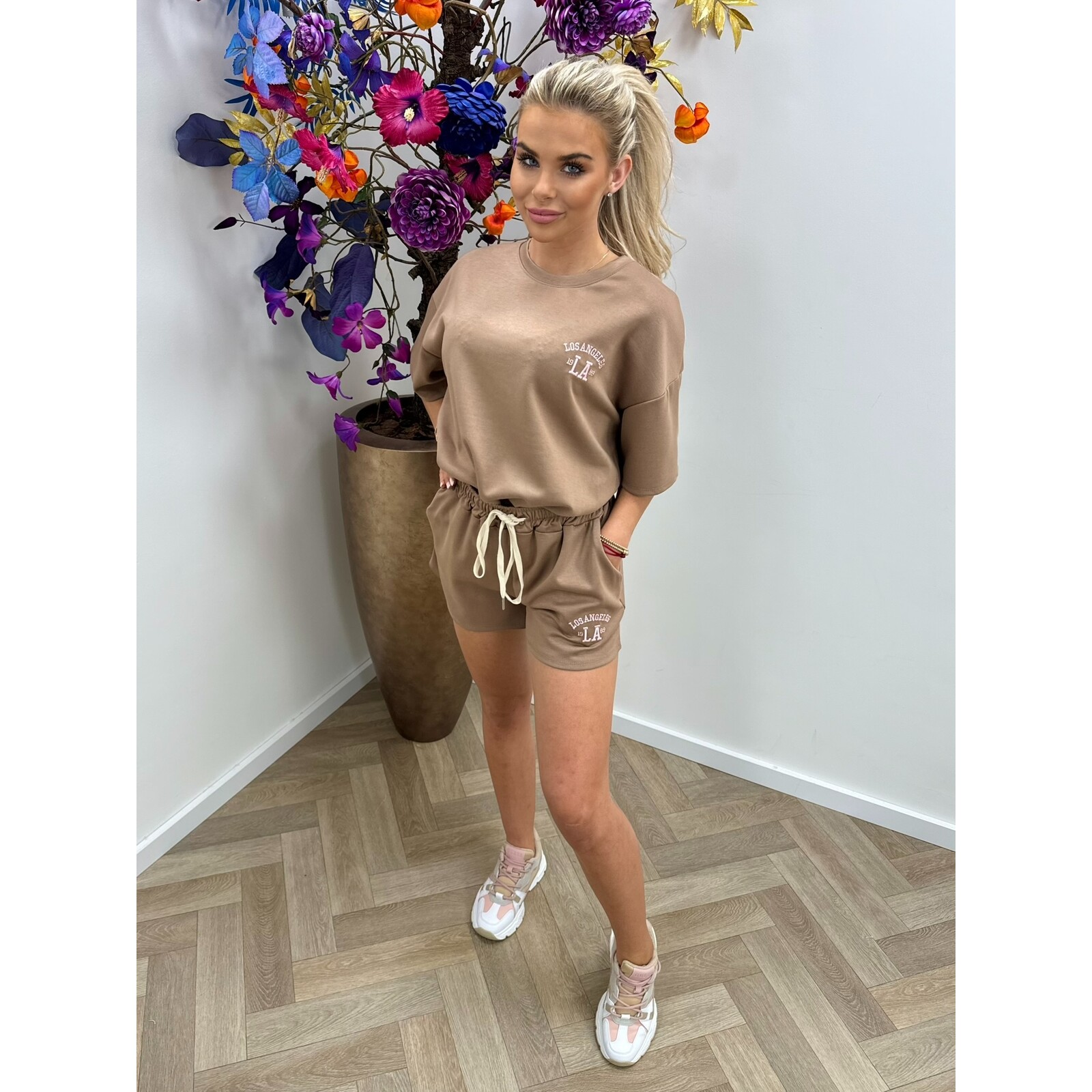 Set Los Angeles With Pink Logo Taupe