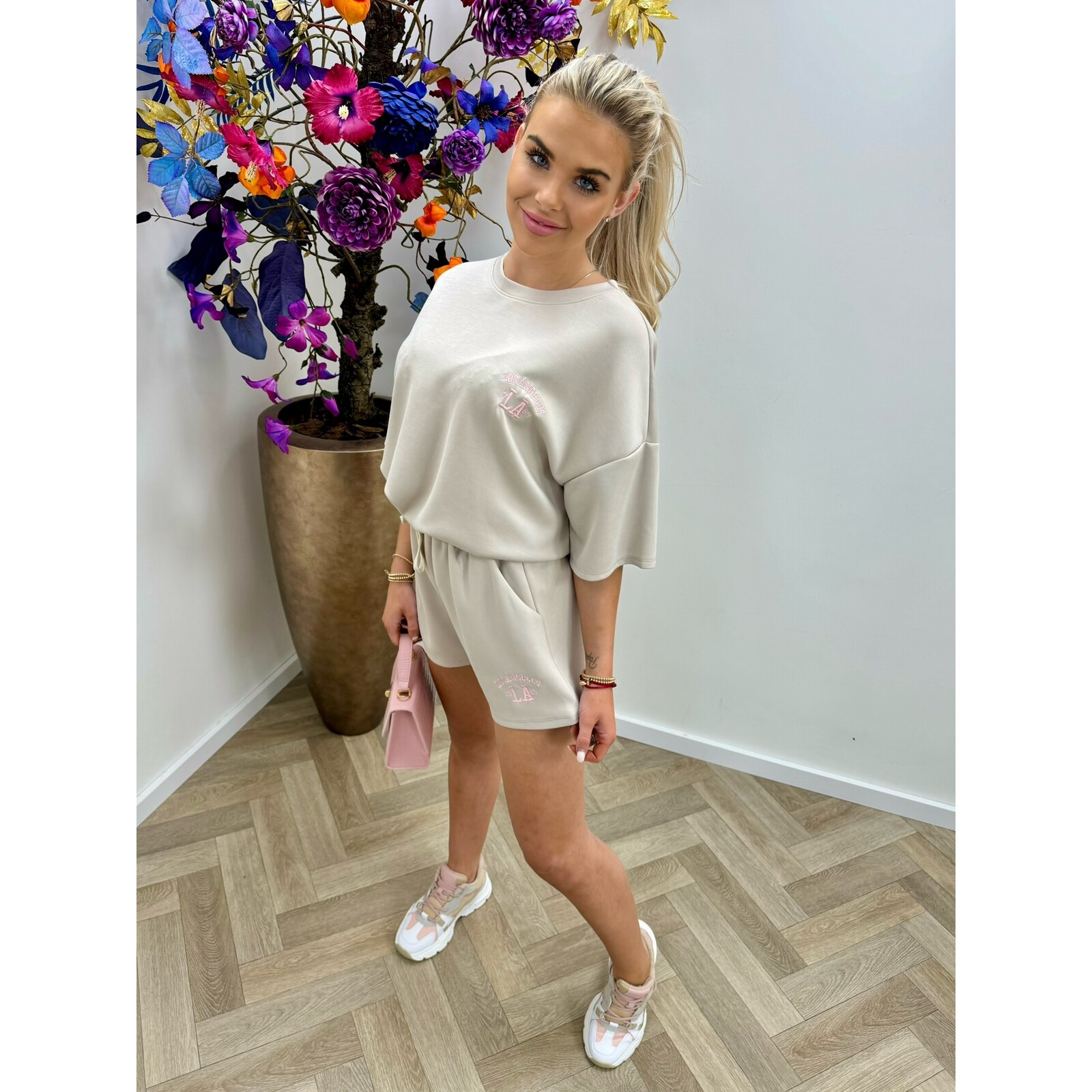 Set Los Angeles With Pink Logo Beige