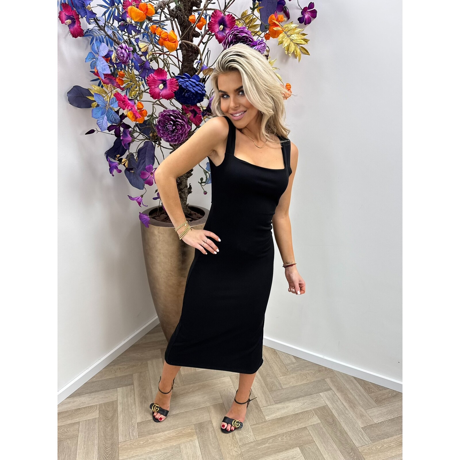 Basic Dress Sun Shine Black