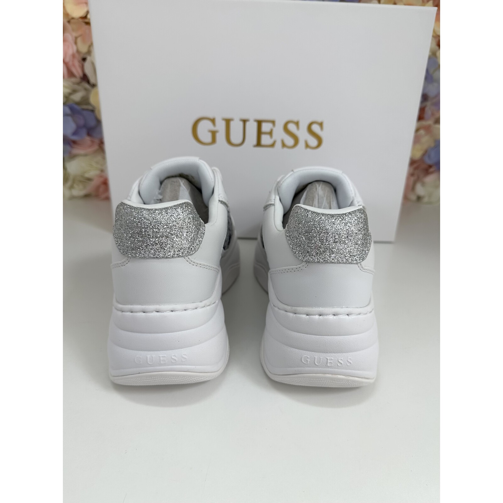 Guess Sneakers Hapyy4 White Navy Guess 569