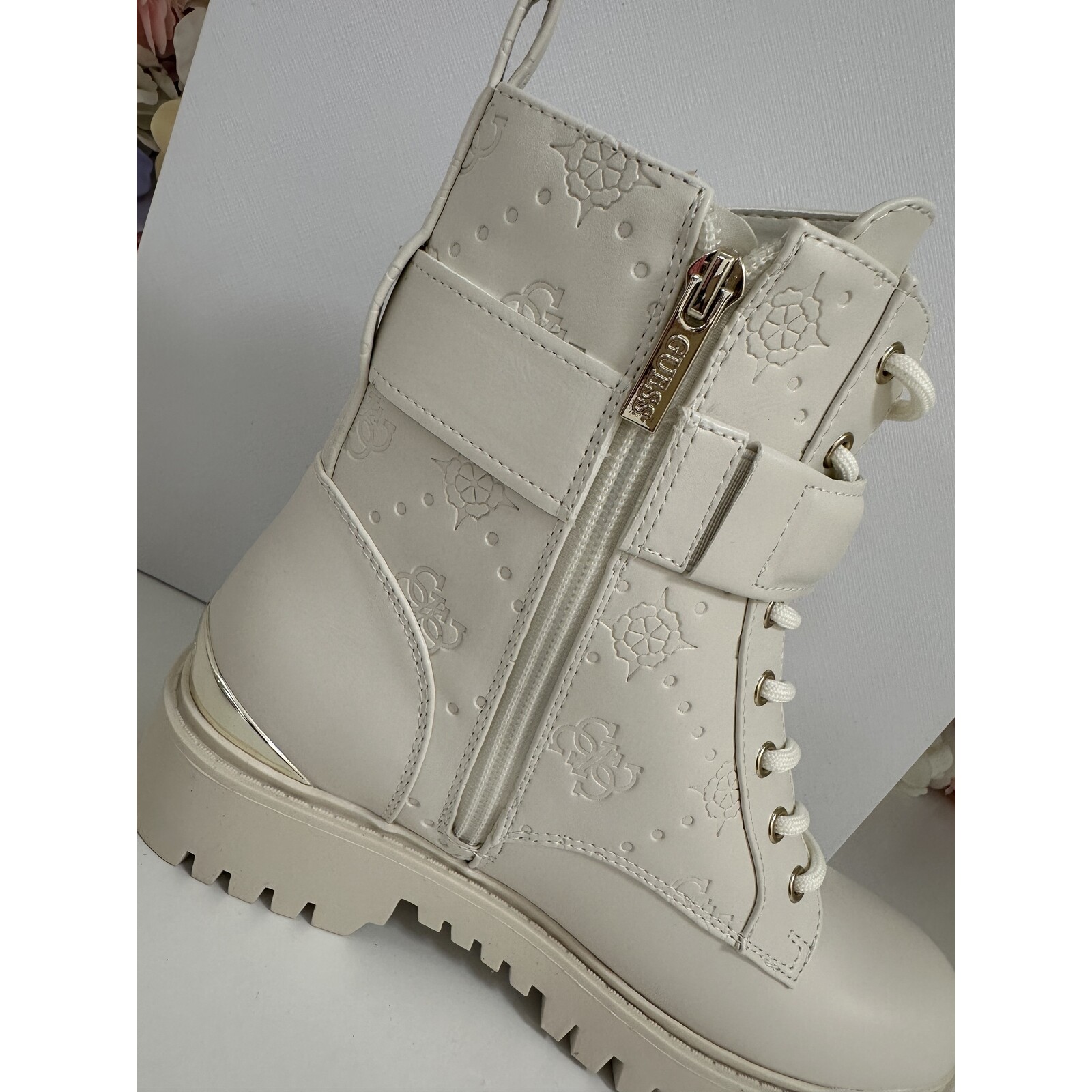 Guess Boots Oranda Ivory Guess 571
