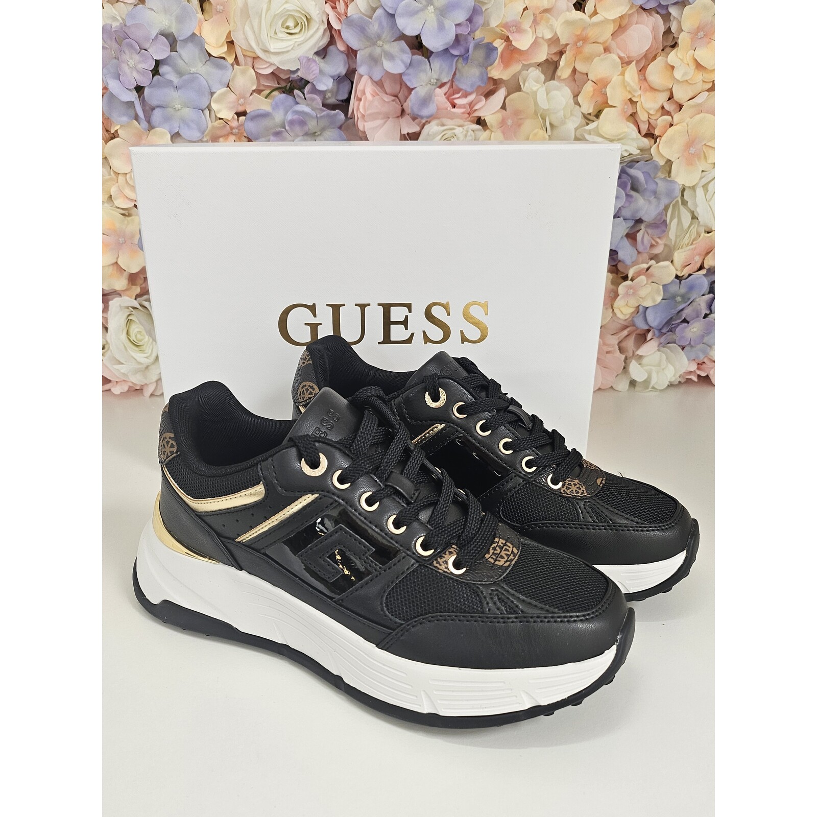 Guess Sneakers Fonzi Black Guess 572