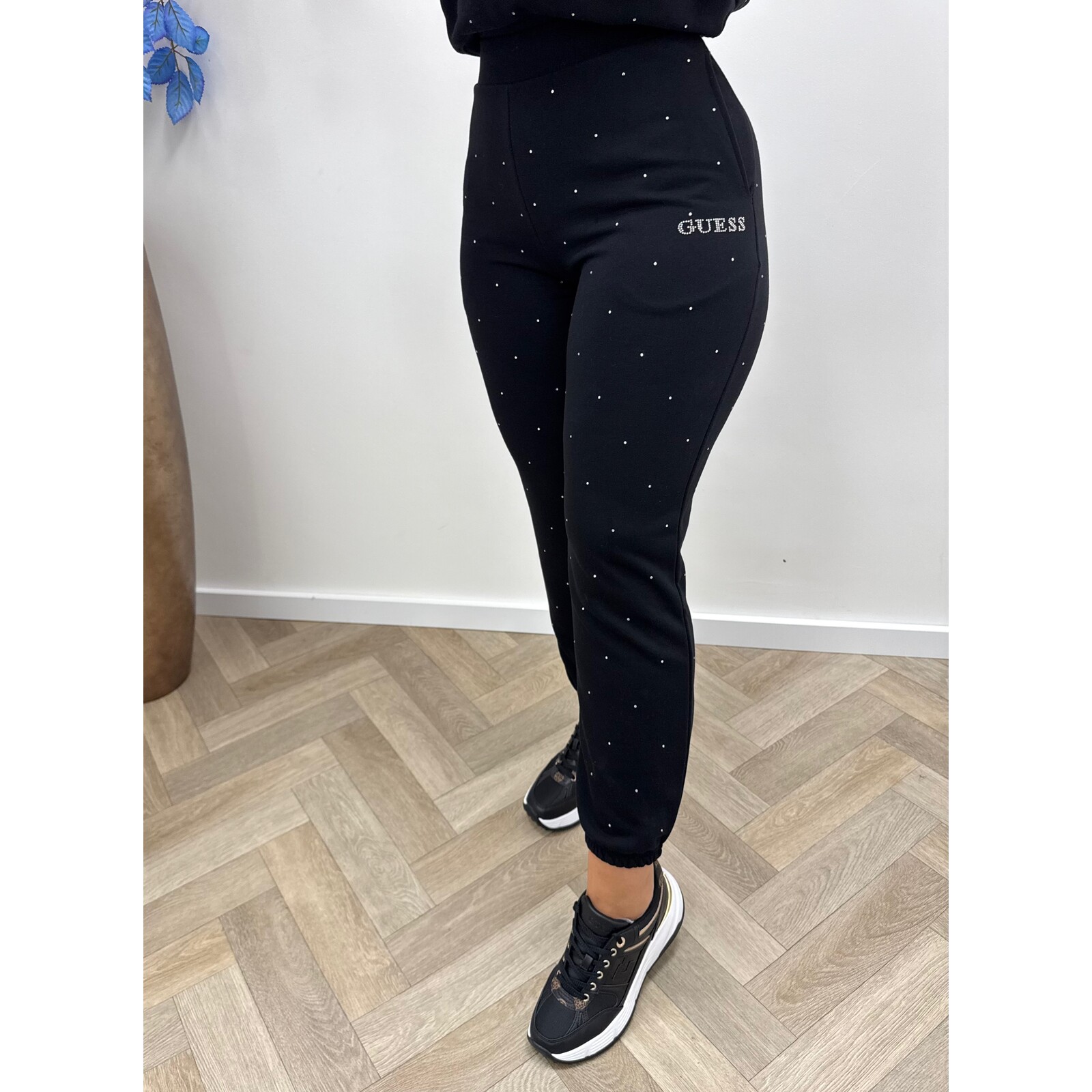 Guess Joggings pants Rhinestones Black Guess 799