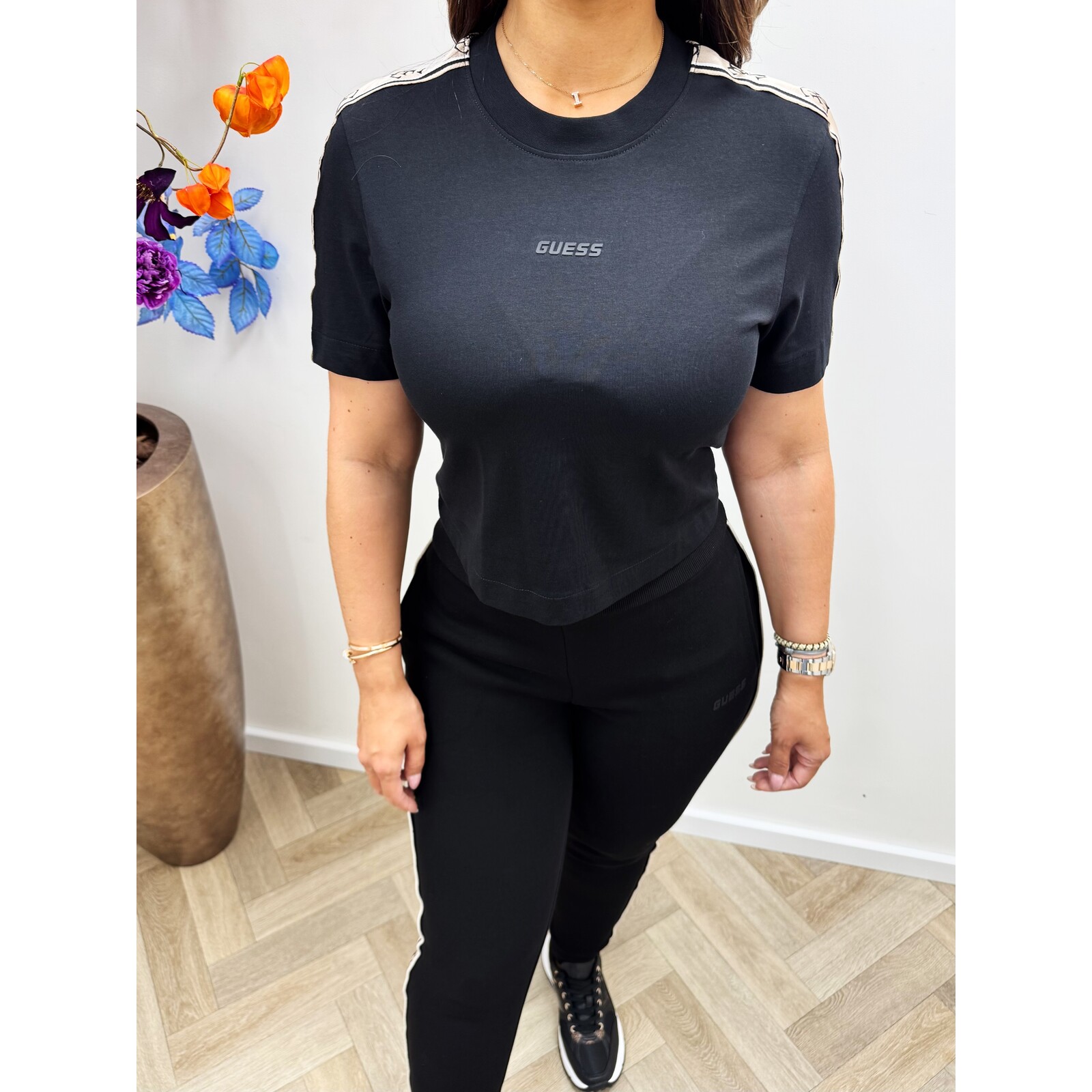 Guess Crop T-Shirt Britney Black Guess 802