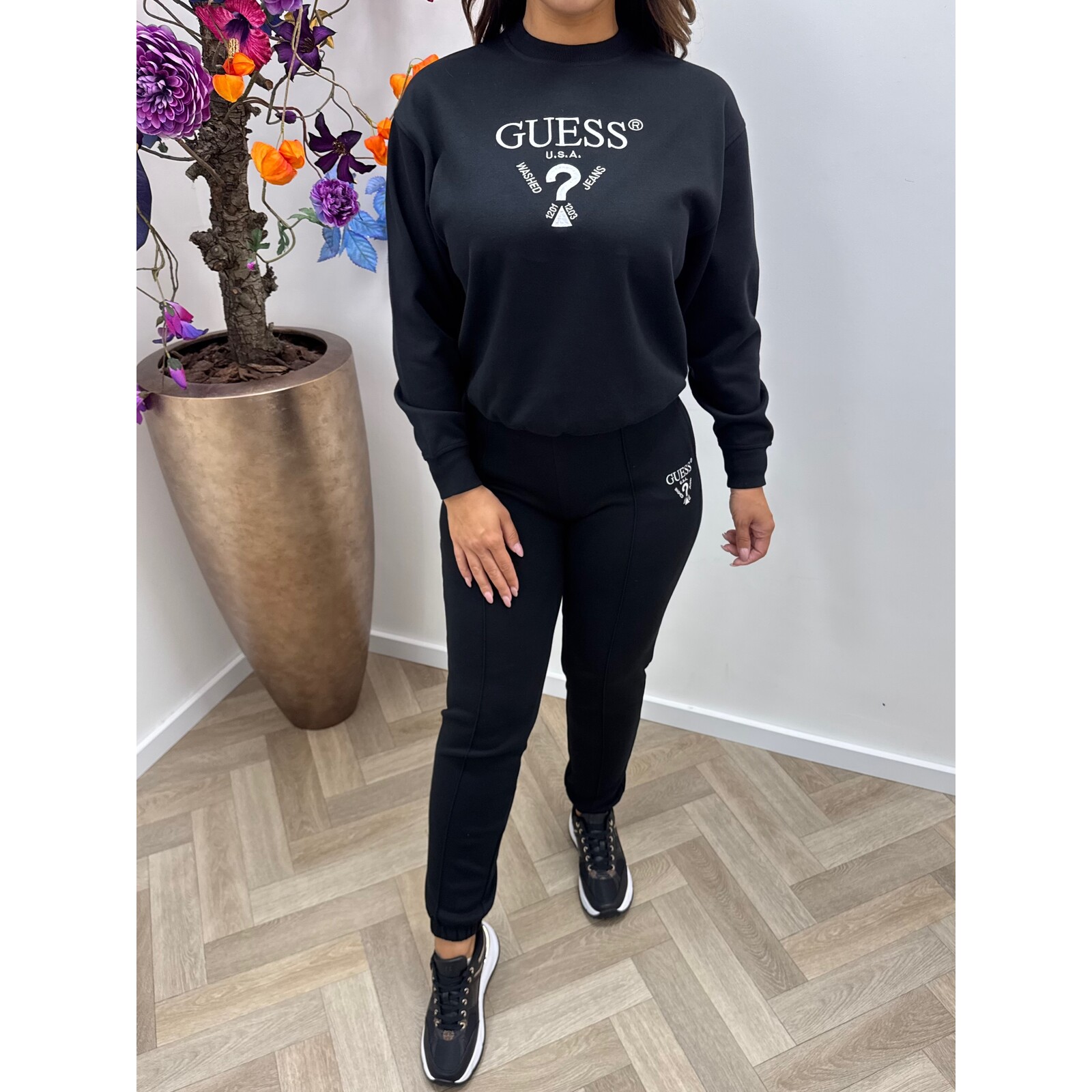 Guess Sweater Roberta black Guess 589