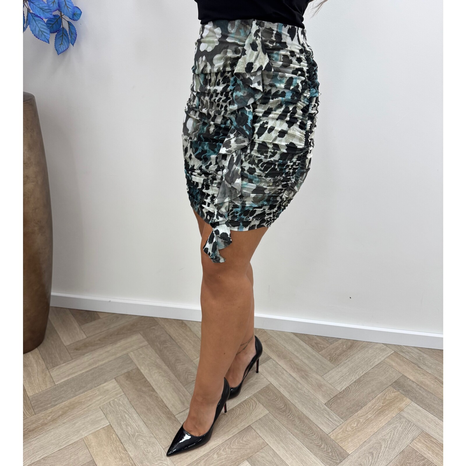 Guess Skirt Verdiana Mini Ruffle Guess 568