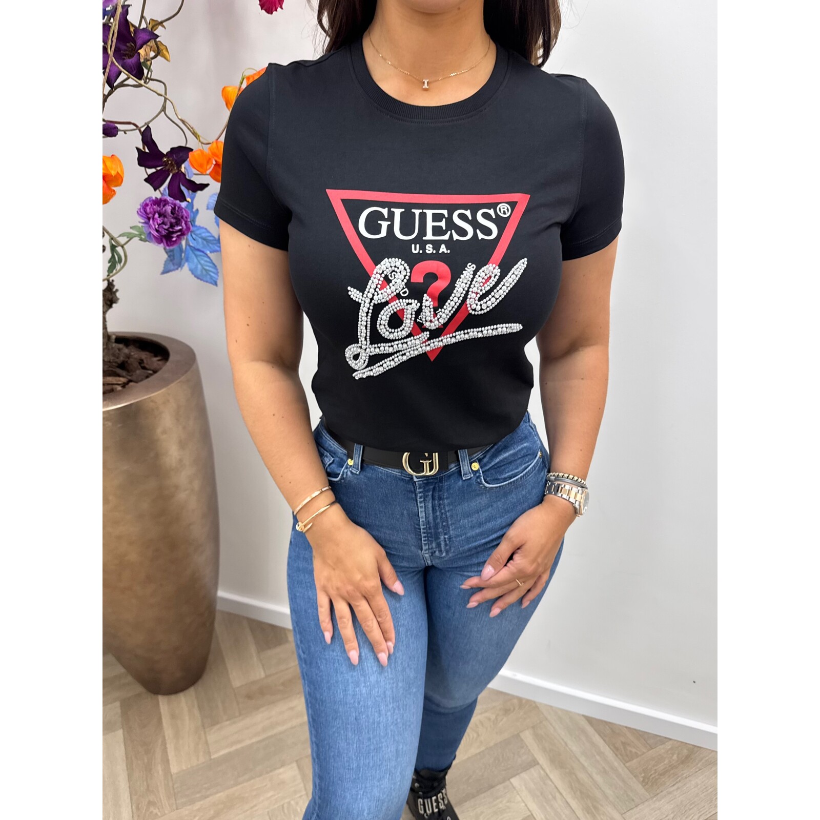 Guess T-Shirt Pearls Love Triangle Black Guess 562