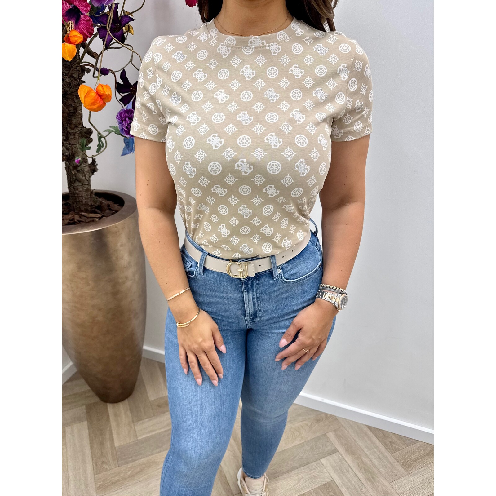 Guess T-shirt Gloria Peony Beige Guess 579