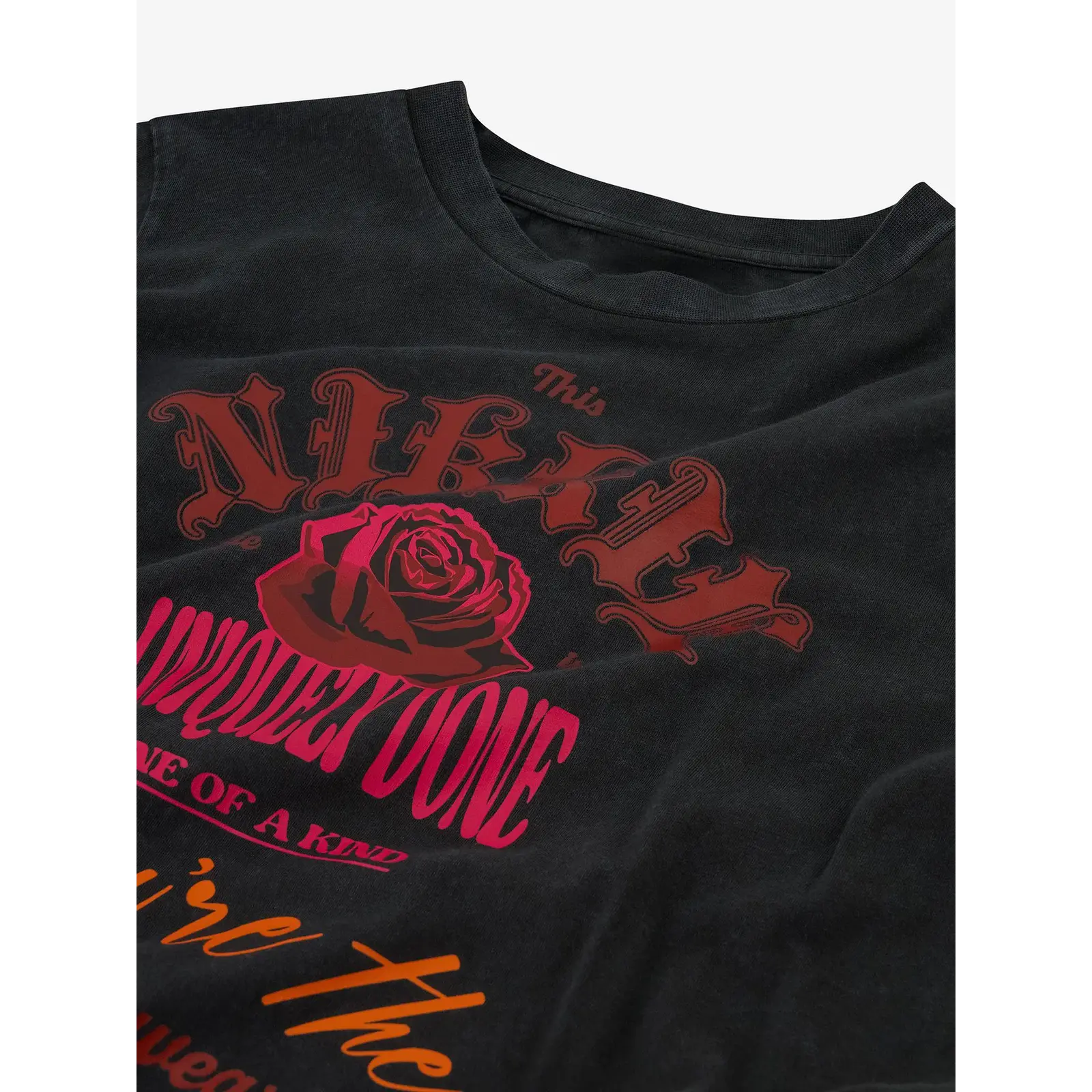 Nikkie T-Shirt Uniquely Done Black Nikkie