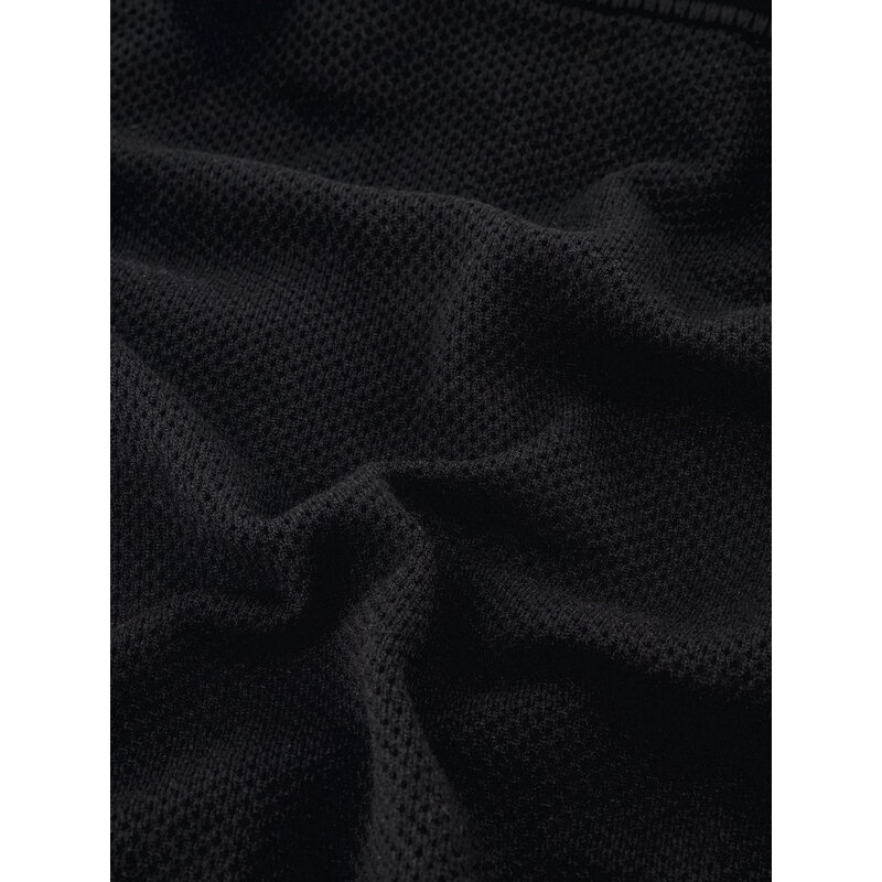 Pull Luxori Black Nikkie