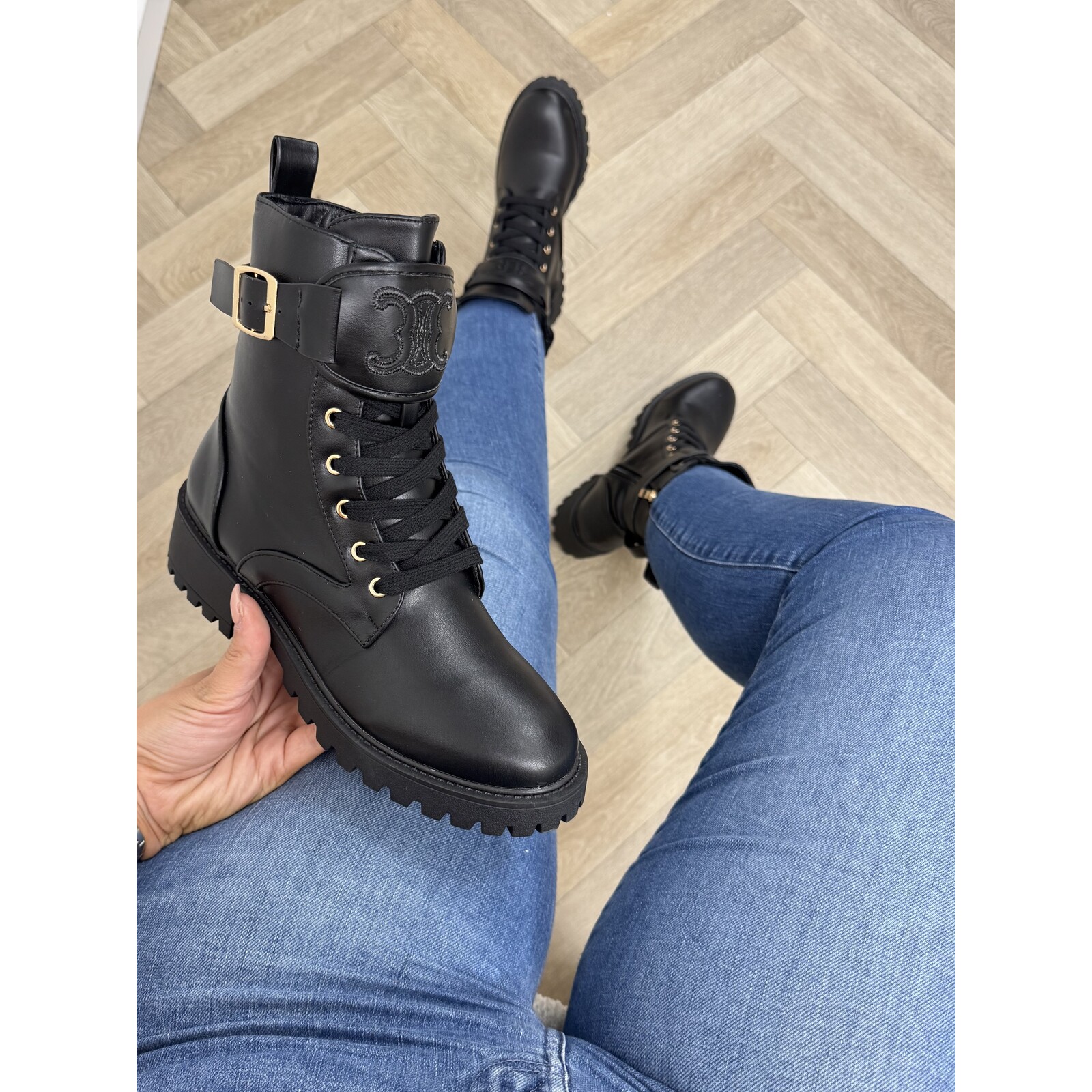 Boots Celina Black F429