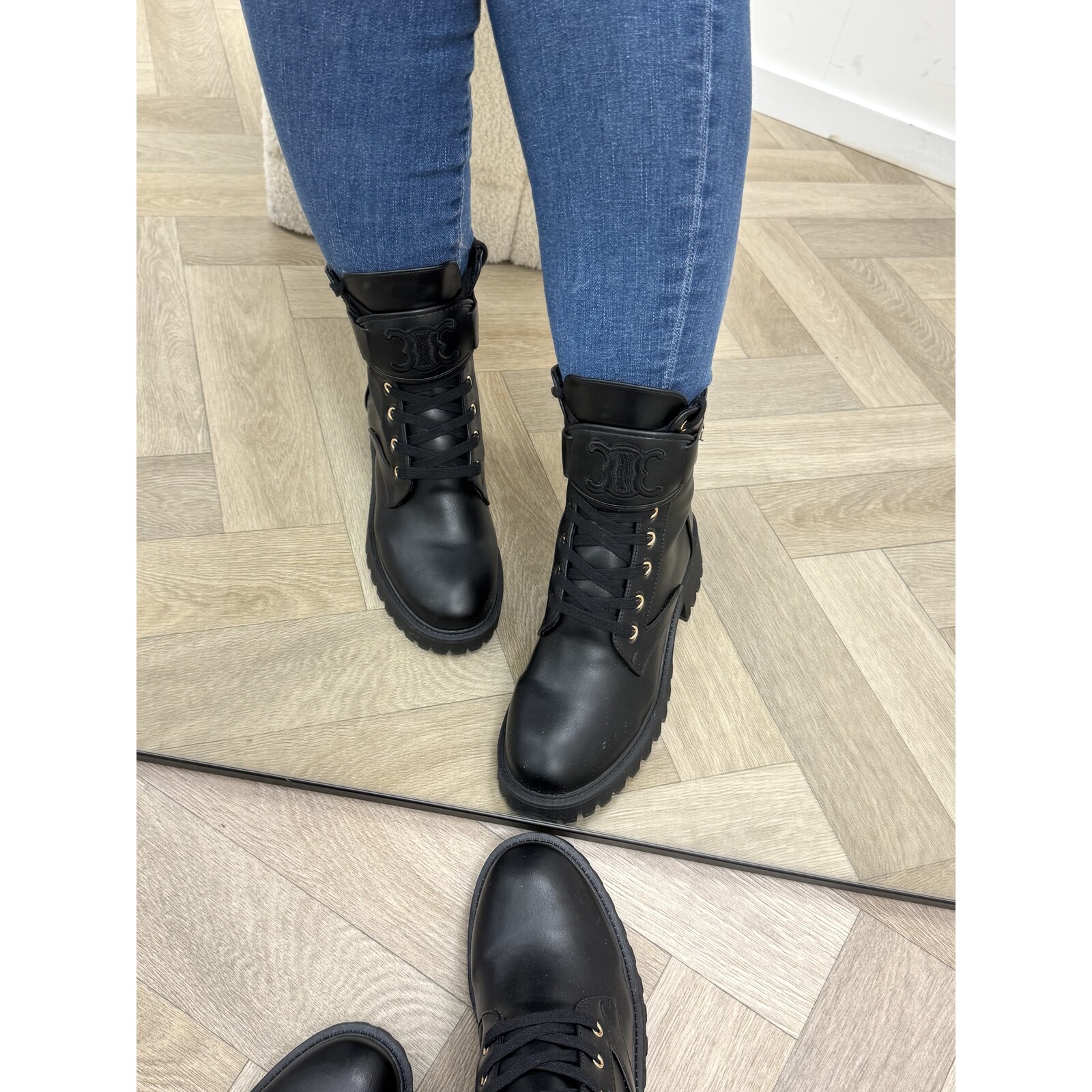 Boots Celina Black F429