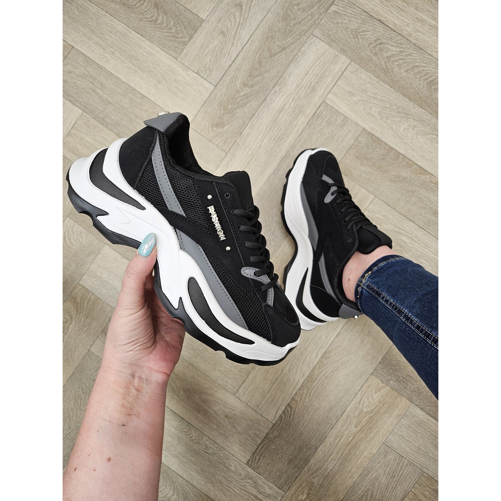 Sneakers Stevie Black 88-97