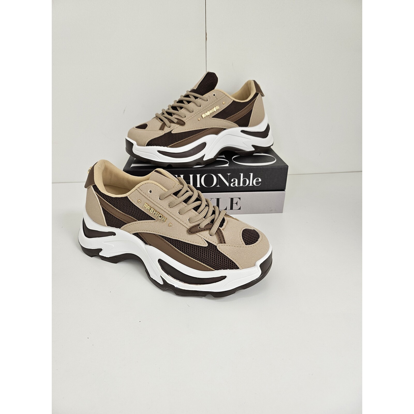 Sneakers Stevie Choco 88-97