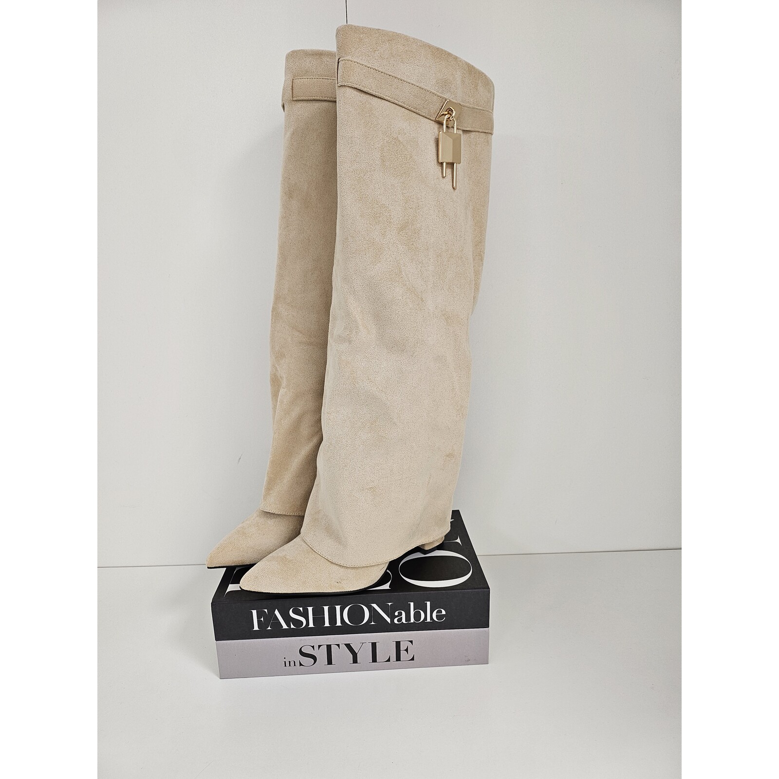 Long Boots Bella Suede Beige 588-53