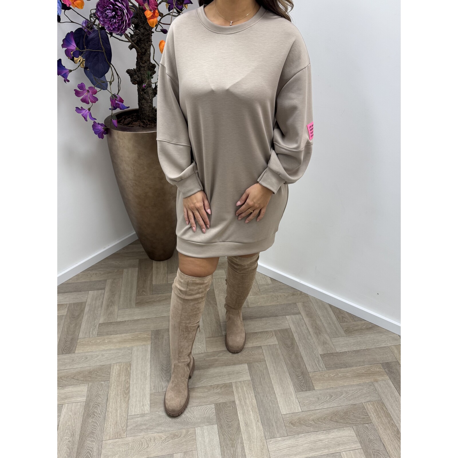 Sweater Dress Pink Embleem Taupe