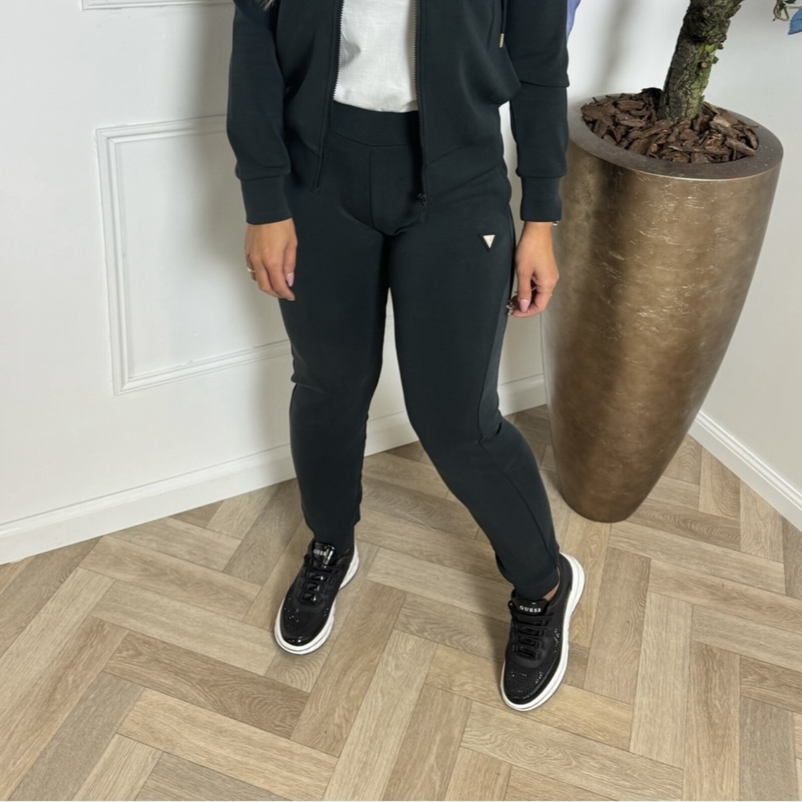 Guess Joggingspants Olympe Black Guess 821
