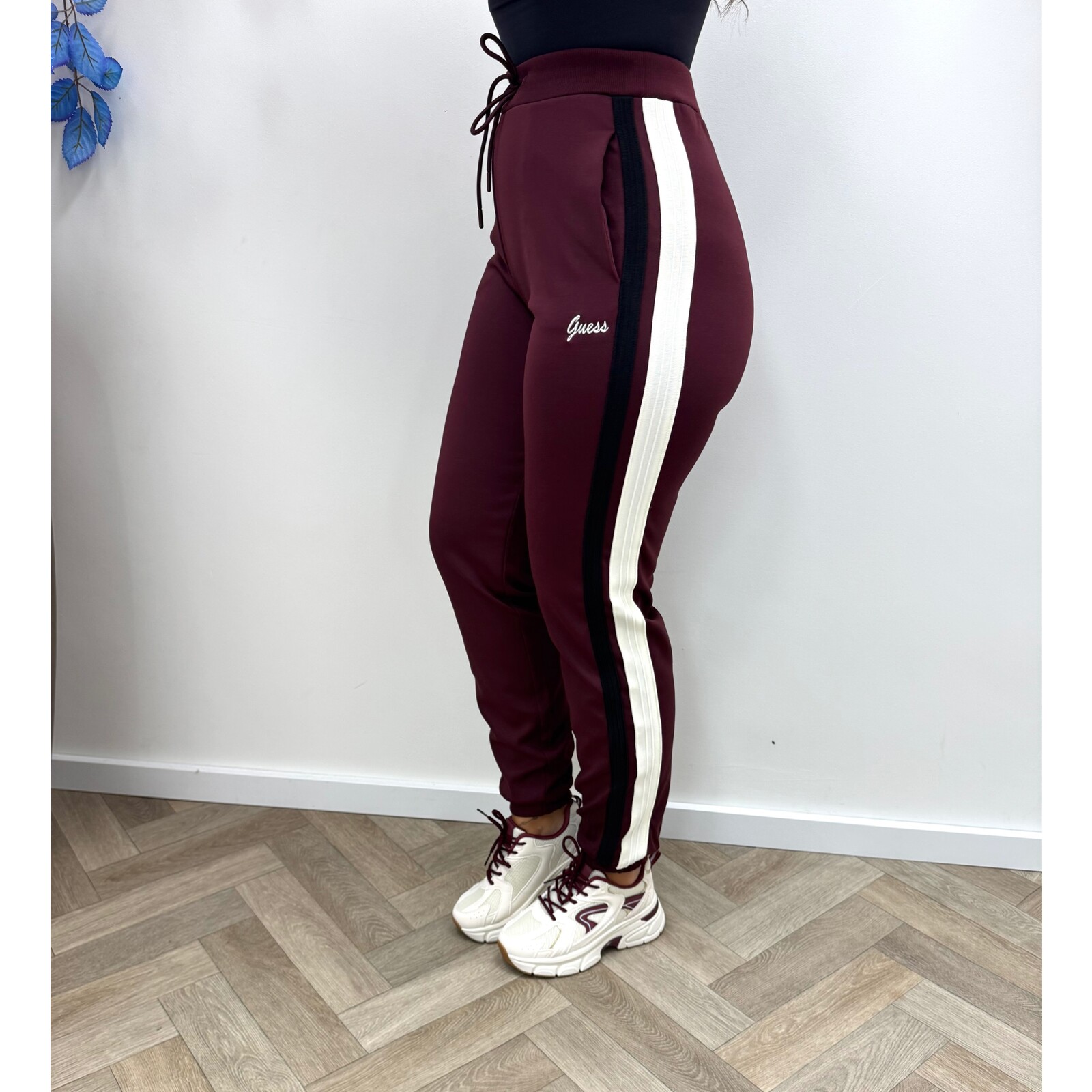 Guess Joggingspants Fabia Wine Guess 816