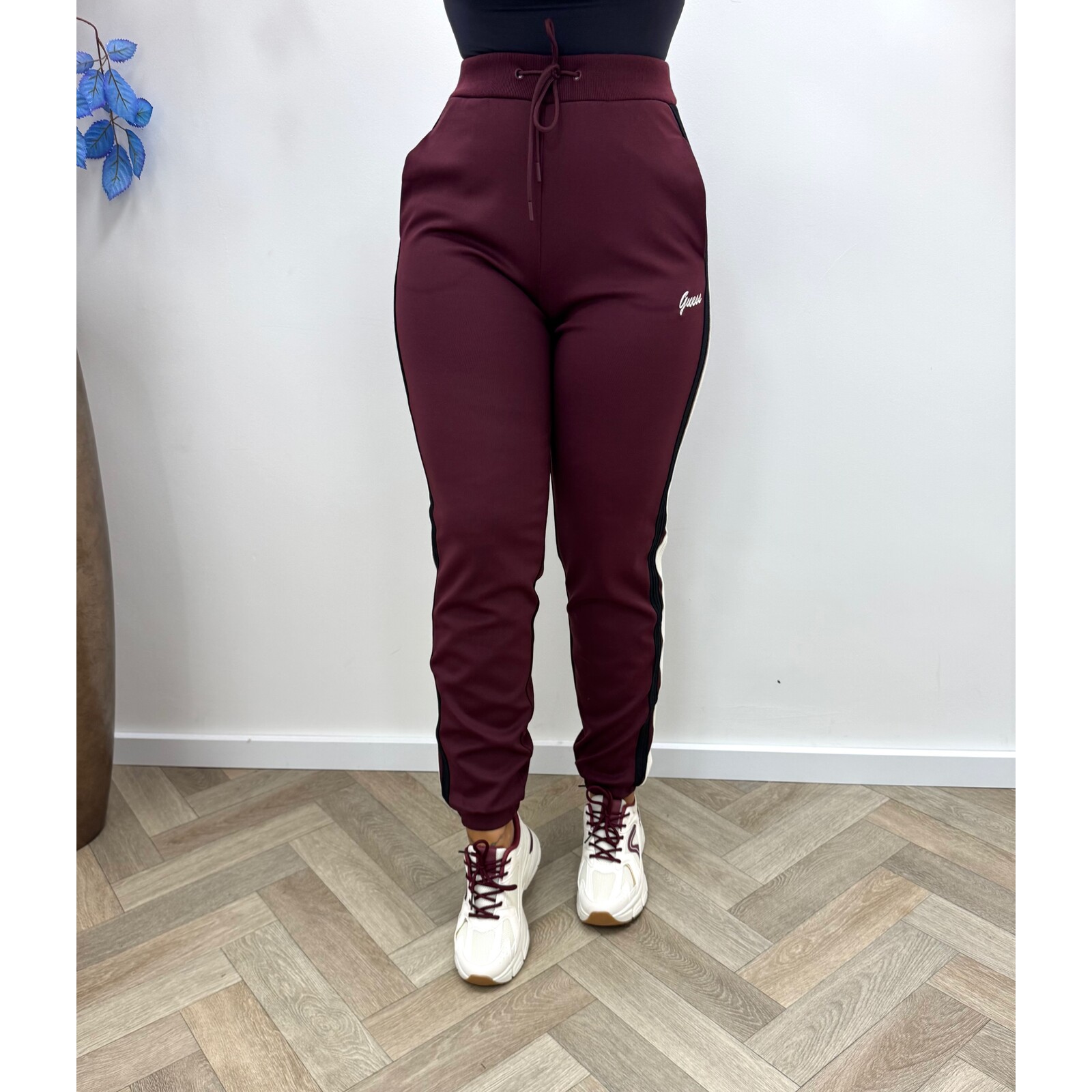 Guess Joggingspants Fabia Wine Guess 816