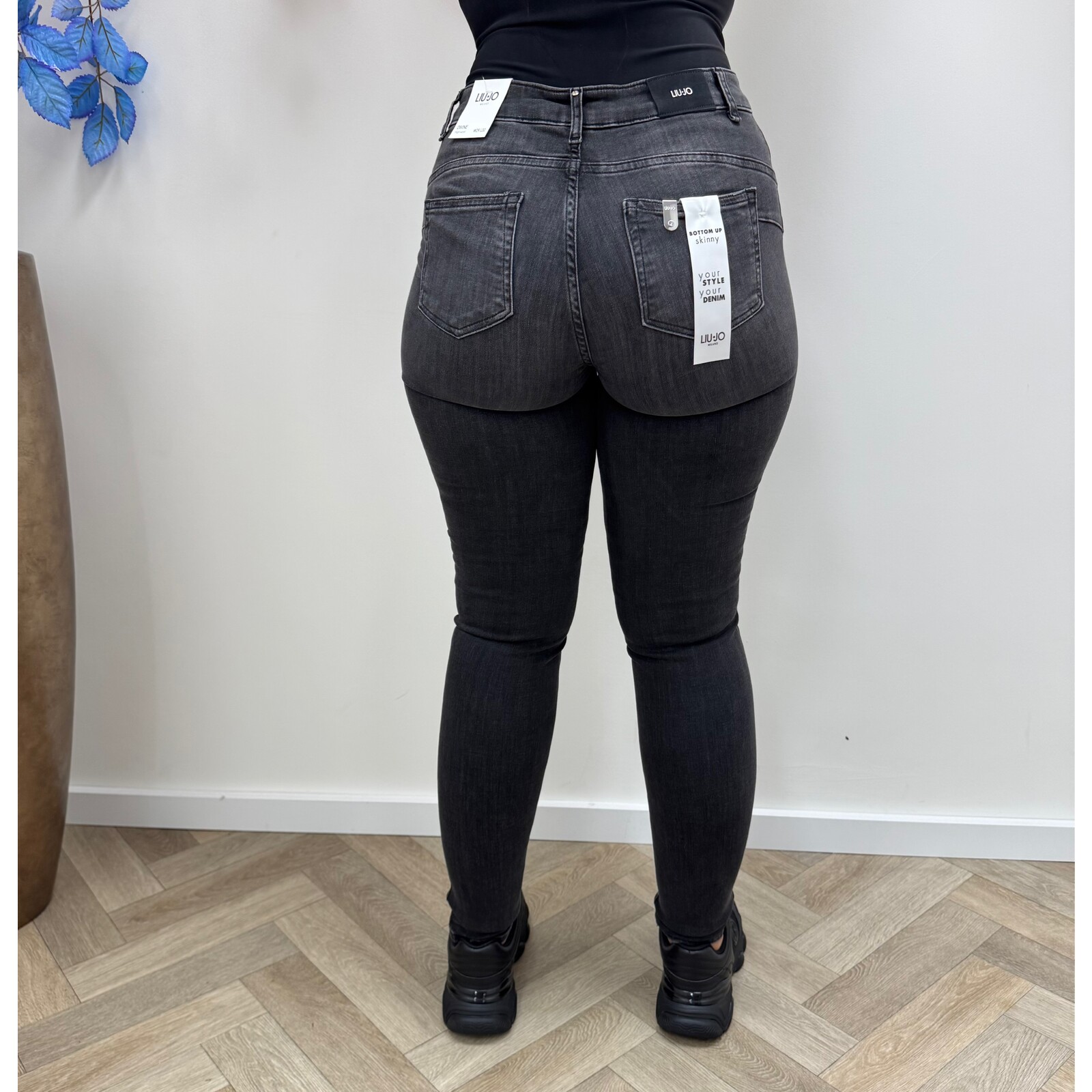 Liu-Jo Jeans Perfect Divine Stretch Liu Jo Dark Grey 1818