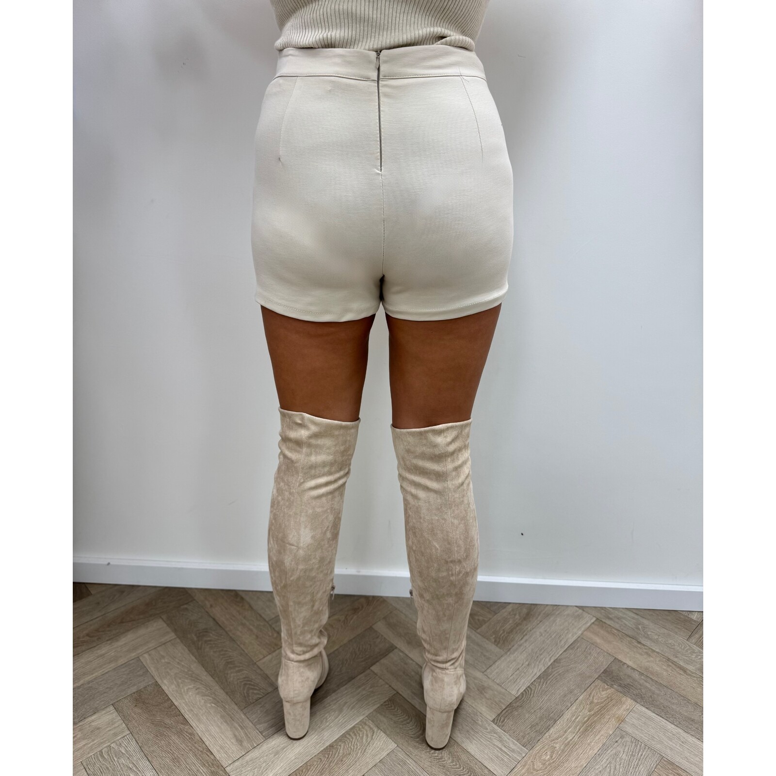 Skort Classic Button Beige