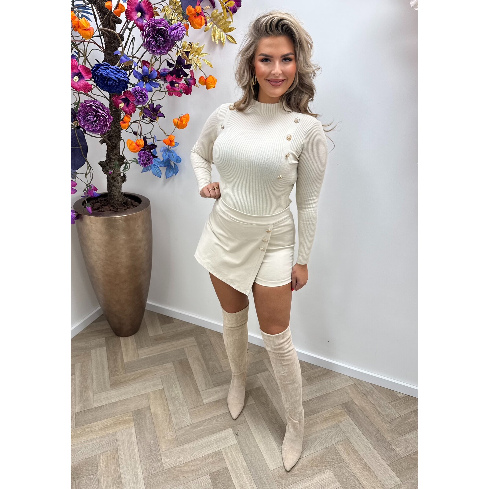 Top Classic Button T-2060 Beige