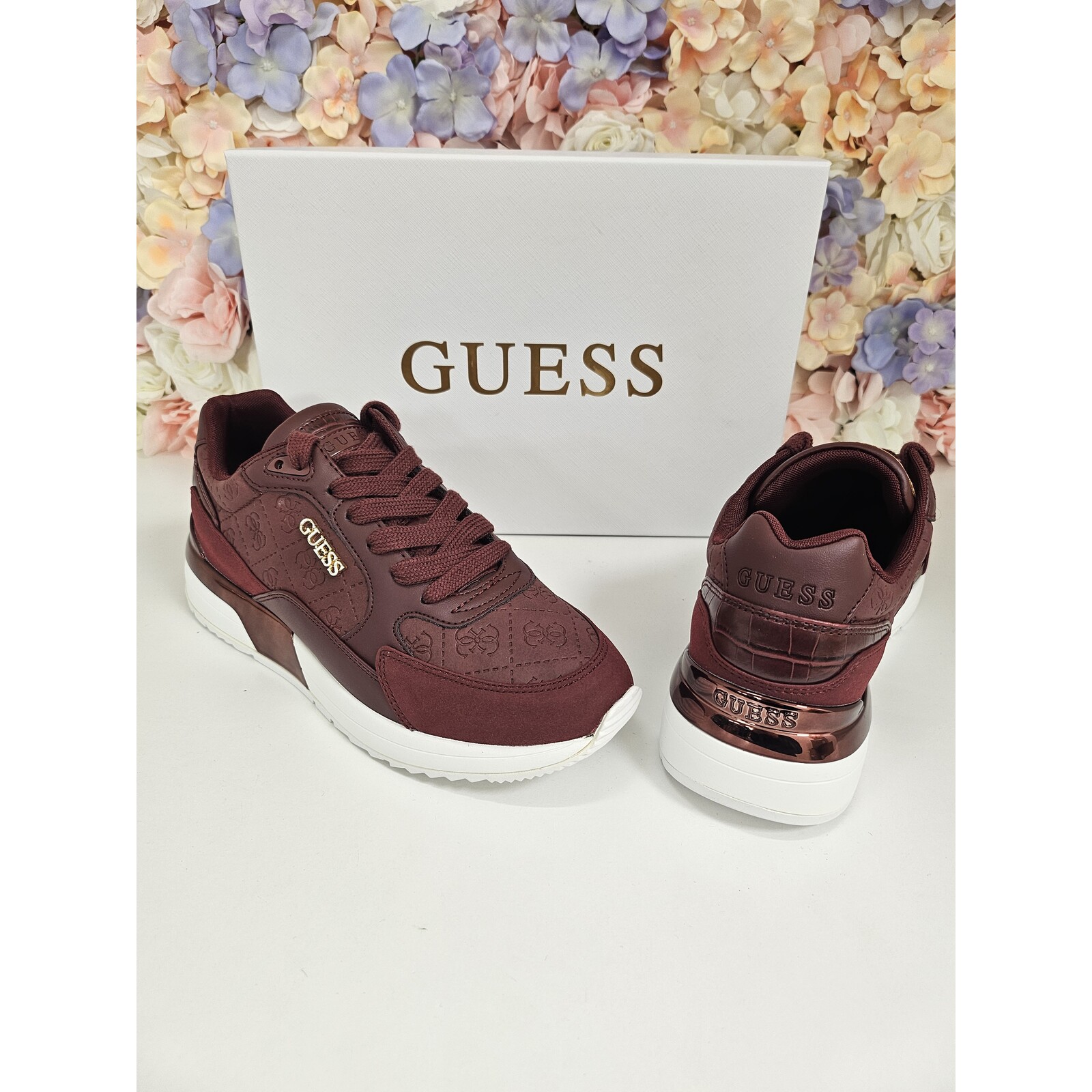 Guess Sneakers Moxea  Wine Guess 947