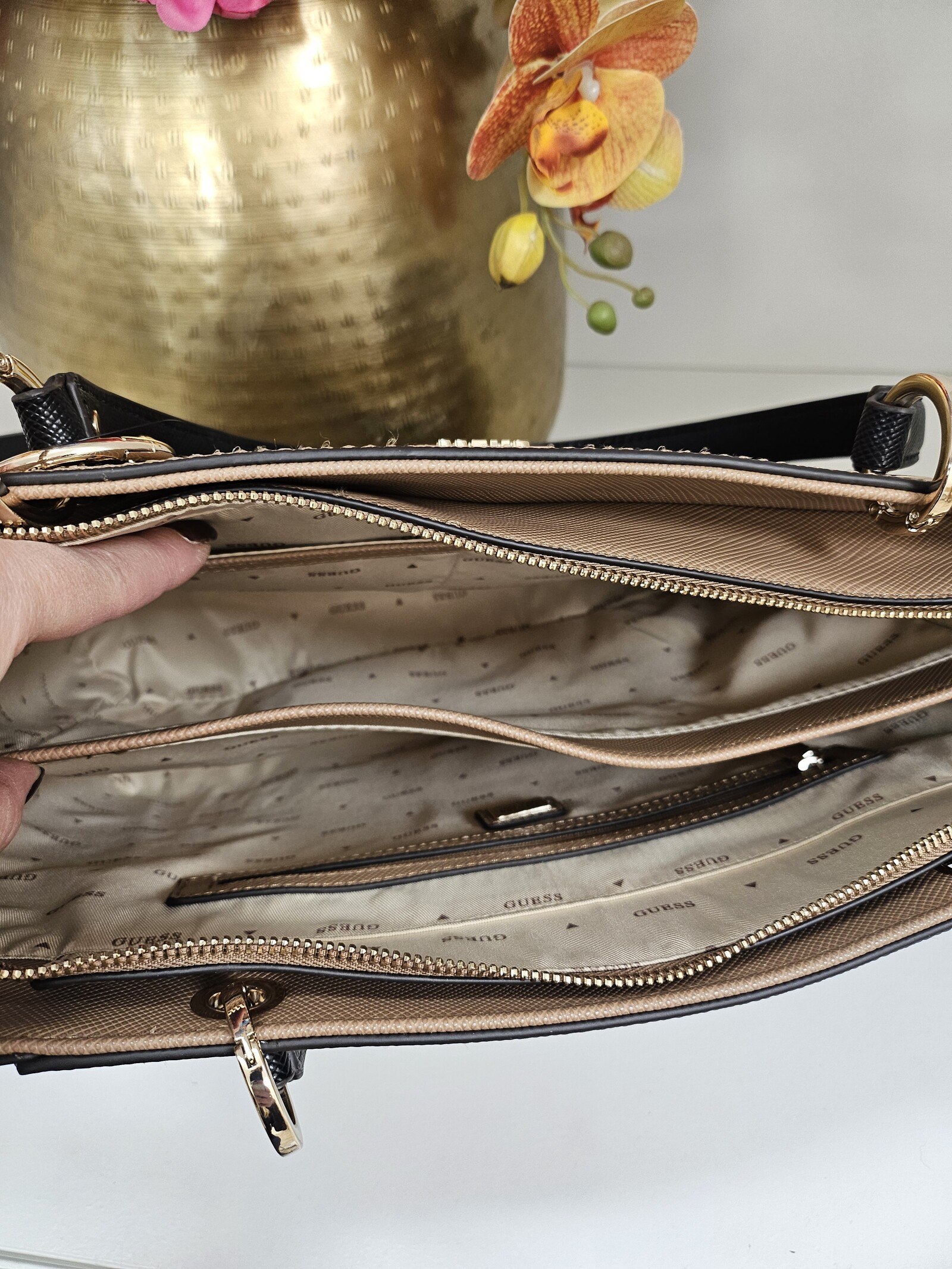 Guess Bag Noelle Tan Multi Guess 964